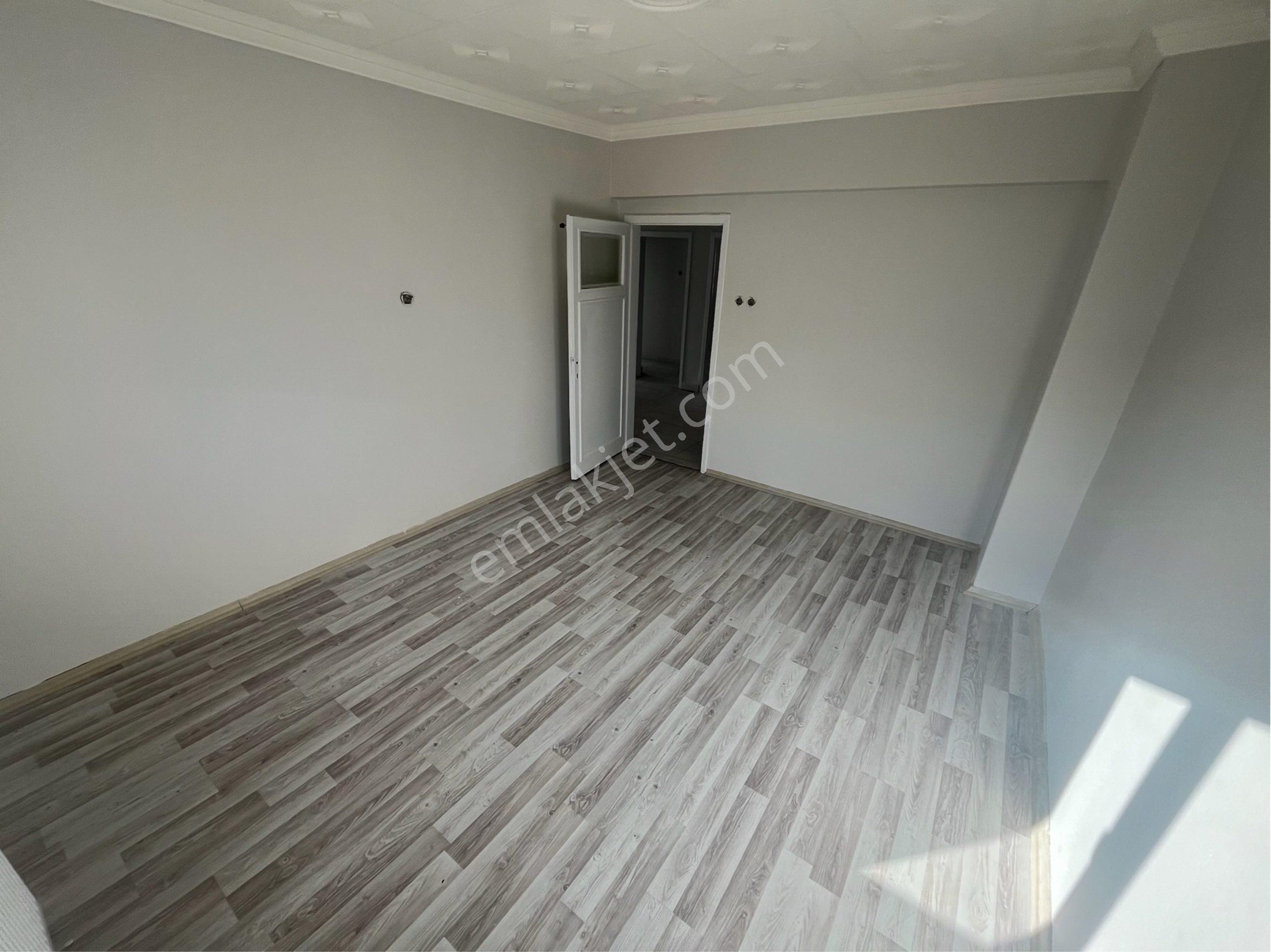 Akşemsettin Mah. Yapılı Salon Bağımsız 3+1 Kiralık Fırsat Daire. - Görsel 8
