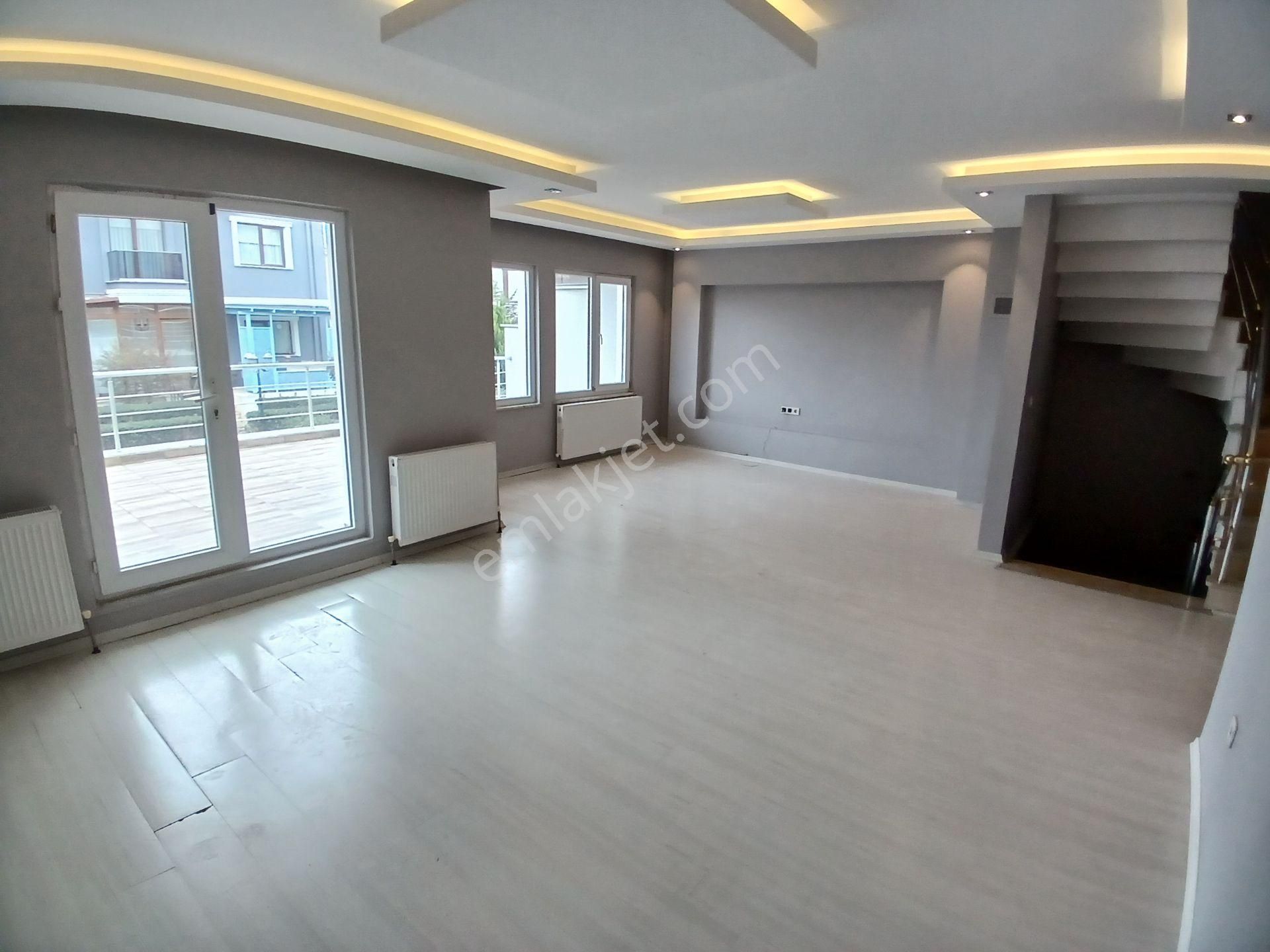 Polat Emlak..büyük Bahçeli..manzaralı..lüx Villa - Görsel 12