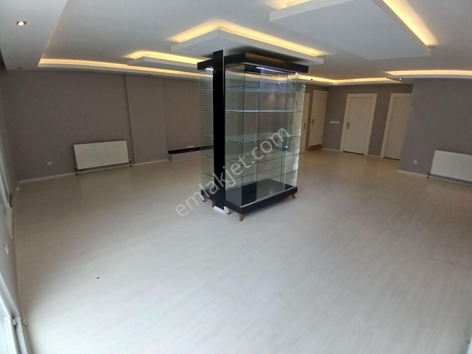 Polat Emlak..büyük Bahçeli..manzaralı..lüx Villa - Görsel 16