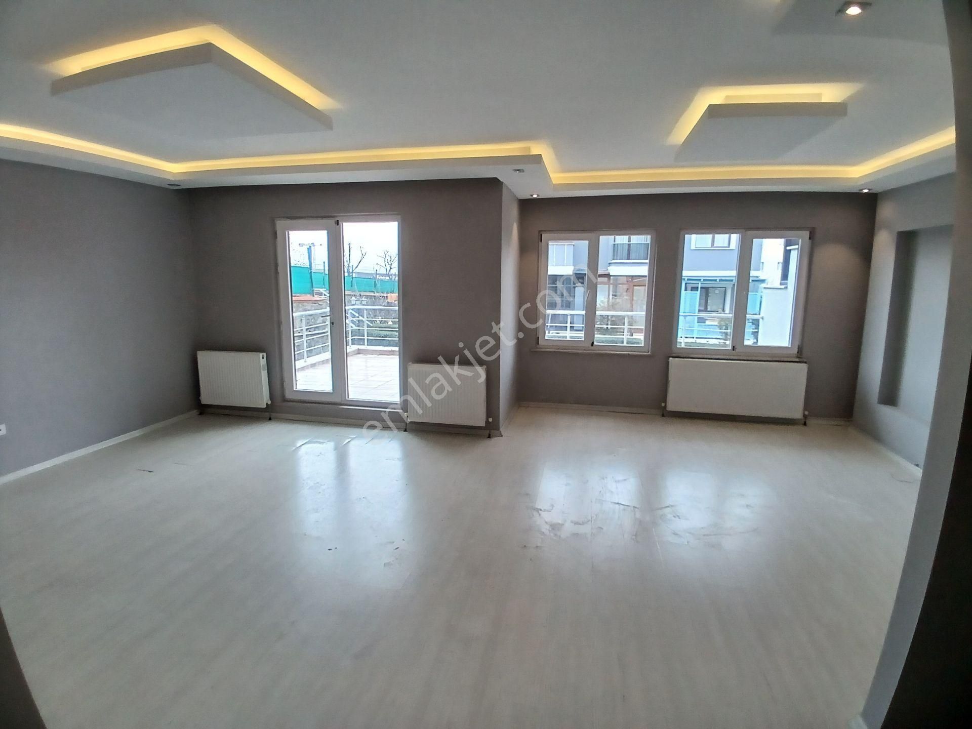 Polat Emlak..büyük Bahçeli..manzaralı..lüx Villa - Görsel 10