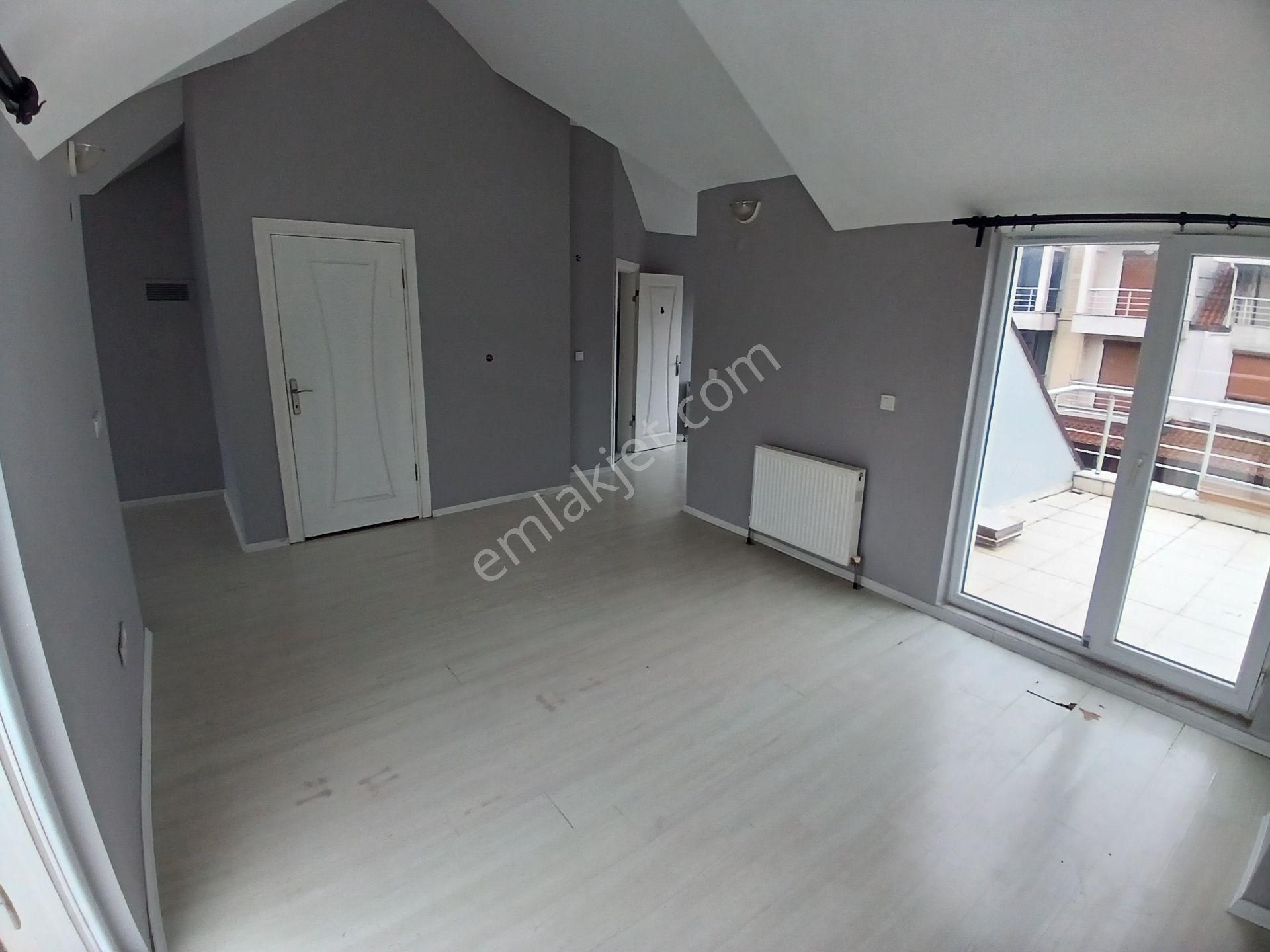 Polat Emlak..büyük Bahçeli..manzaralı..lüx Villa - Görsel 30