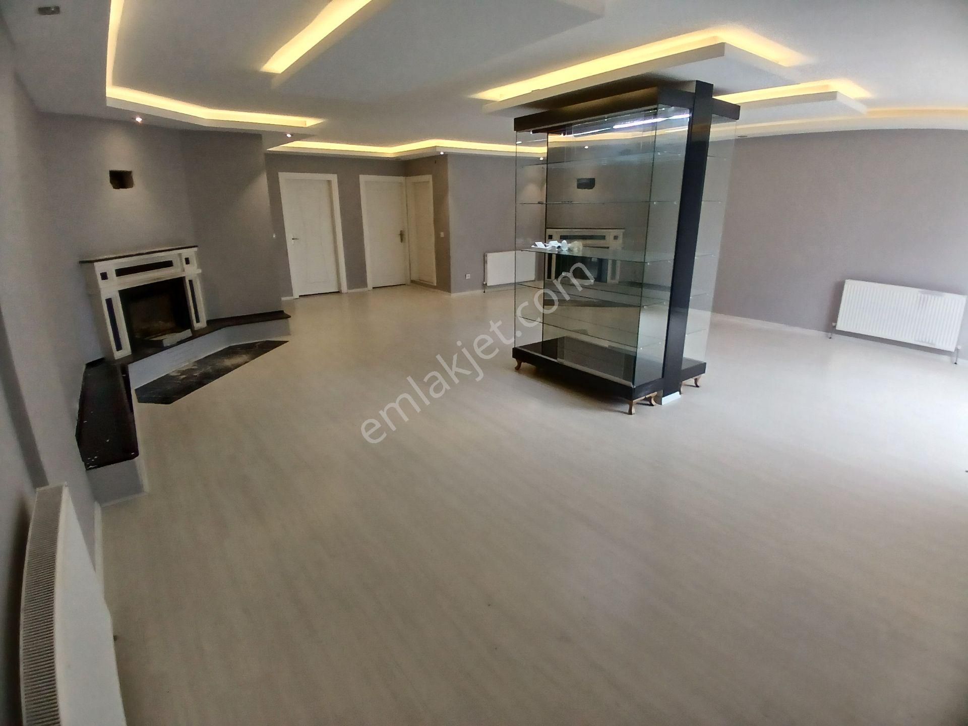 Polat Emlak..büyük Bahçeli..manzaralı..lüx Villa - Görsel 17