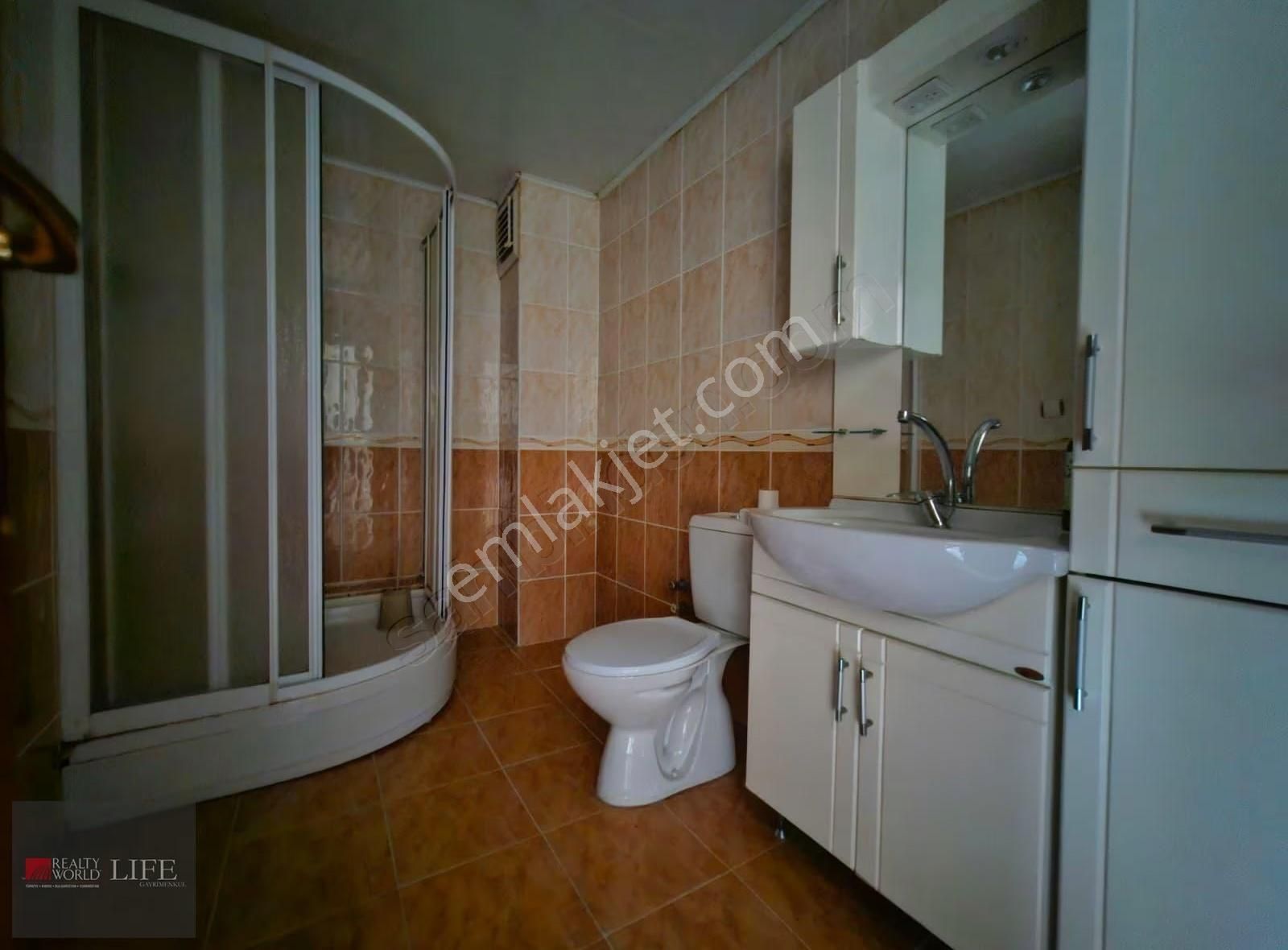 Rw Lıfe // Yenibağlar Mahallesinde 3+1 Kiralık Daire - Görsel 6