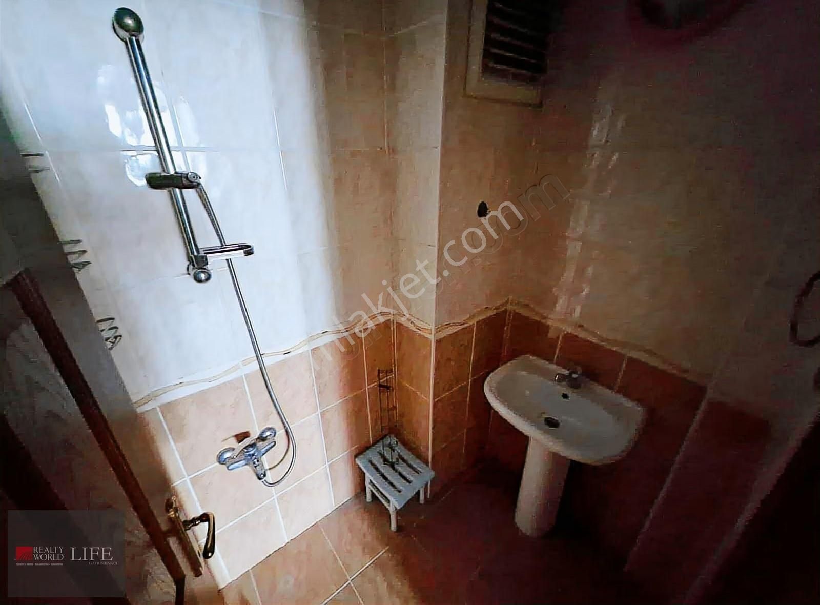 Rw Lıfe // Yenibağlar Mahallesinde 3+1 Kiralık Daire - Görsel 17