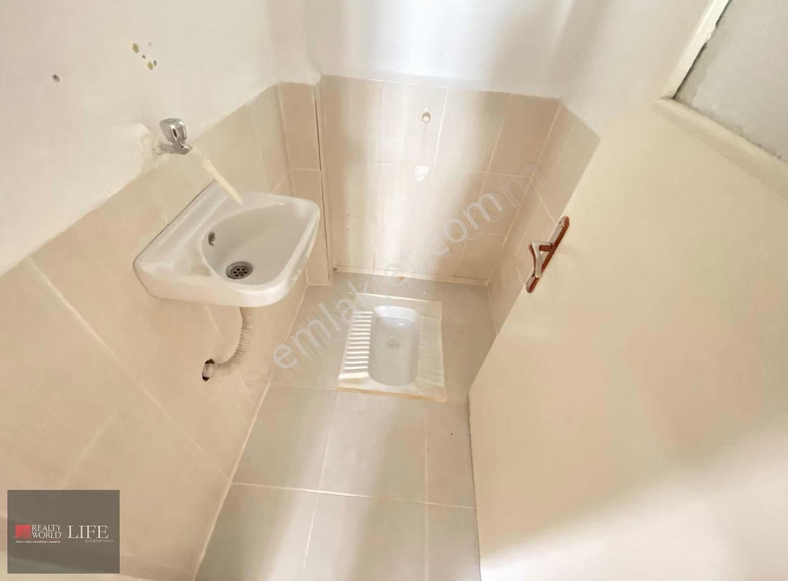 Rw Lıfe // Ertuğrulgazi Mah.raykent Bölgesinde 3+1 Kiralık Daire - Görsel 15