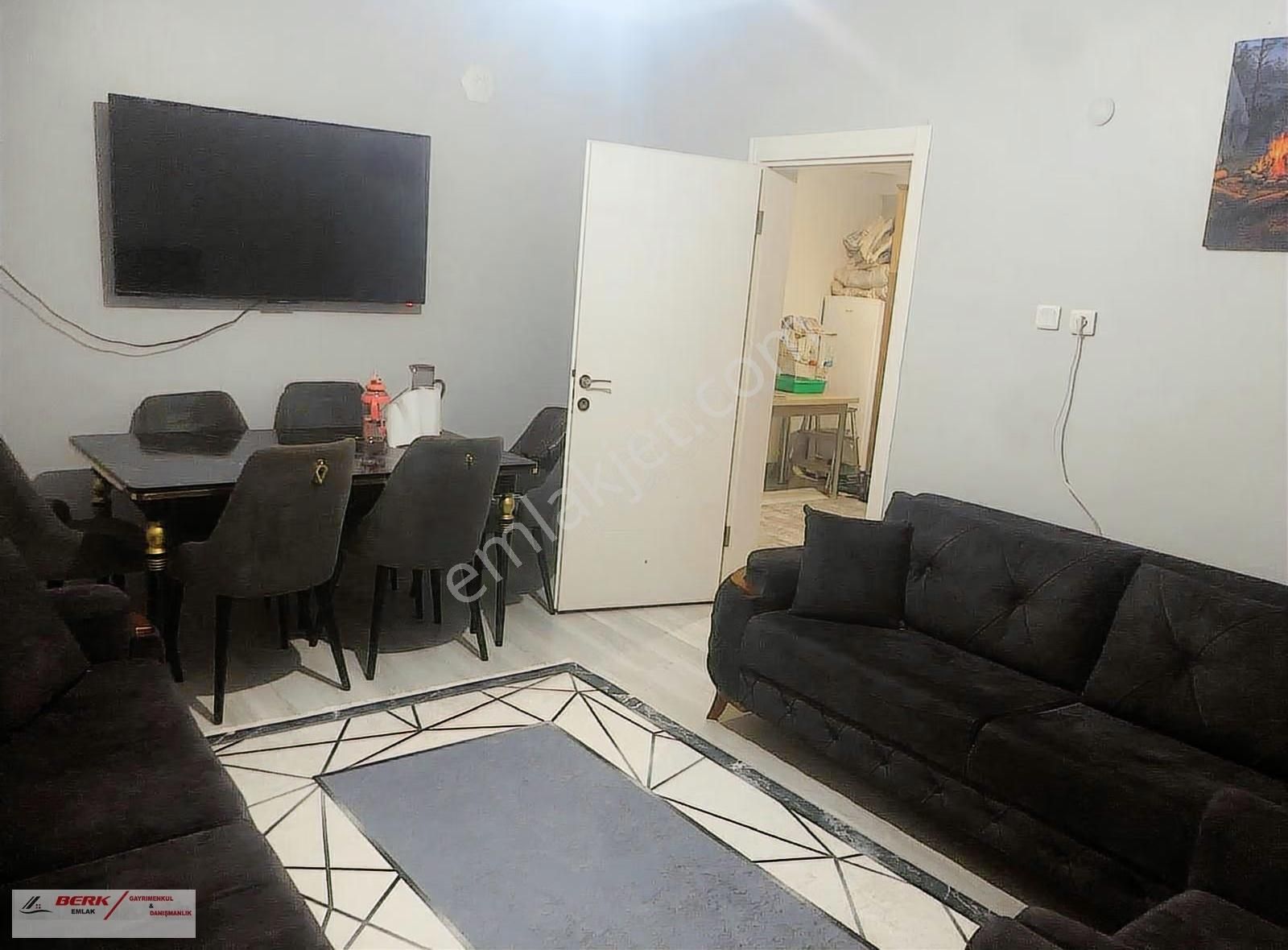 Muratlı Çarşıya Yakın 2+1 Satılık Daire