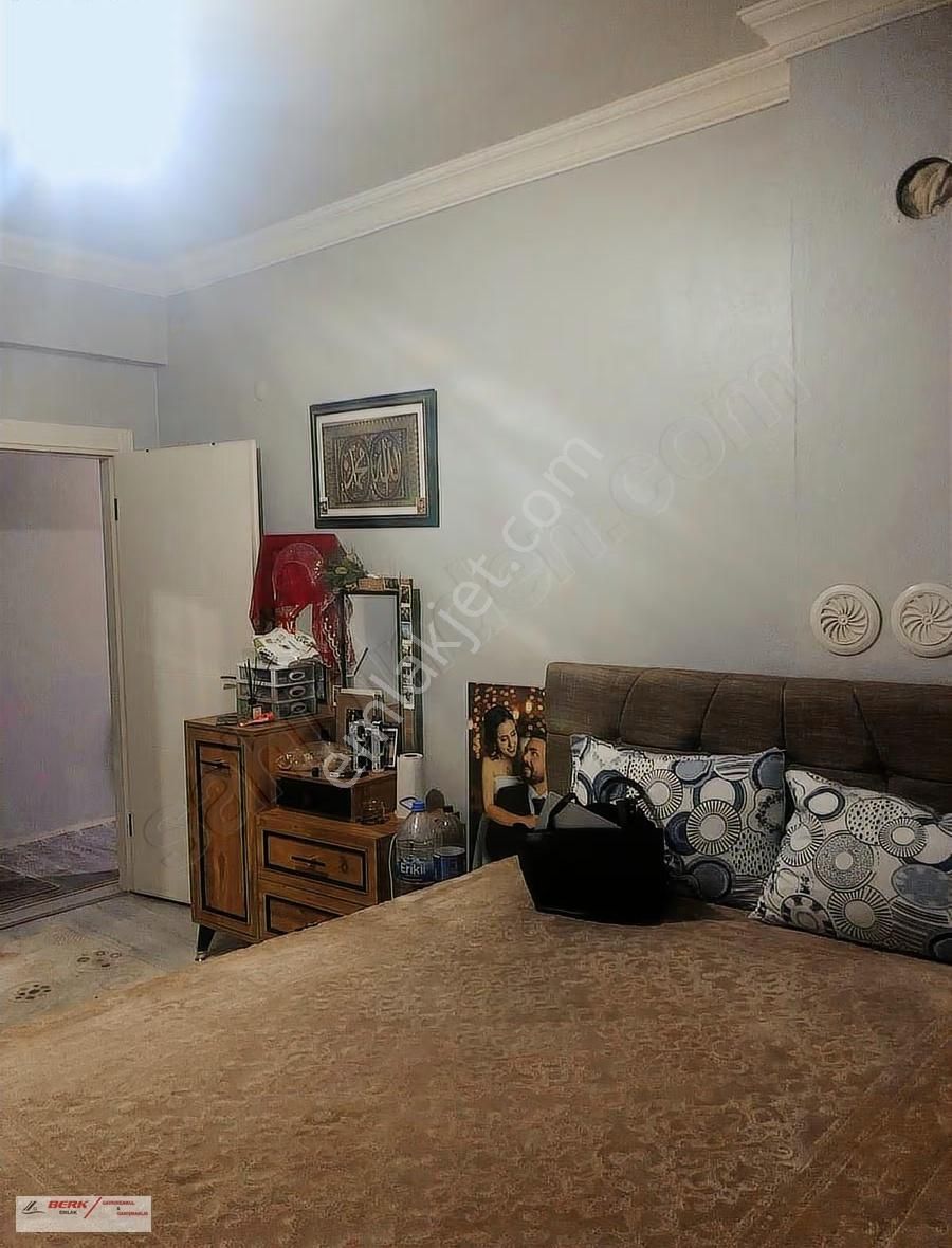 Muratlı Çarşıya Yakın 2+1 Satılık Daire - Görsel 2