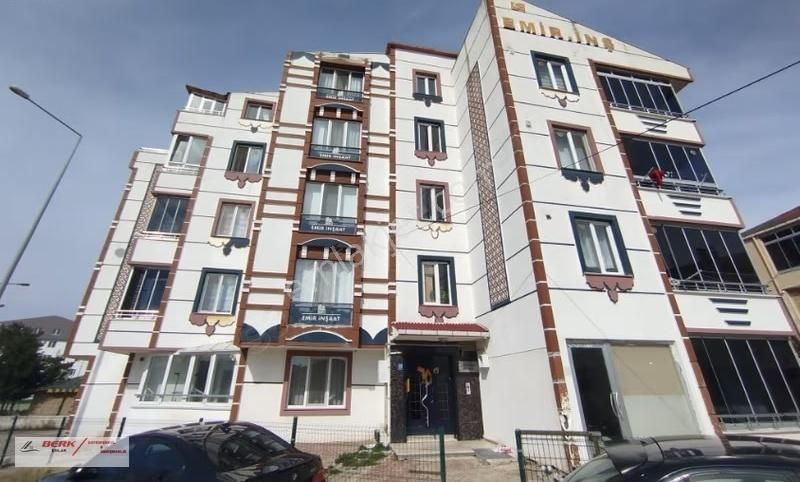 Tekirdağ Muratlı Muradiye Mahallesinde Satılık Dublex 2+1 Daire