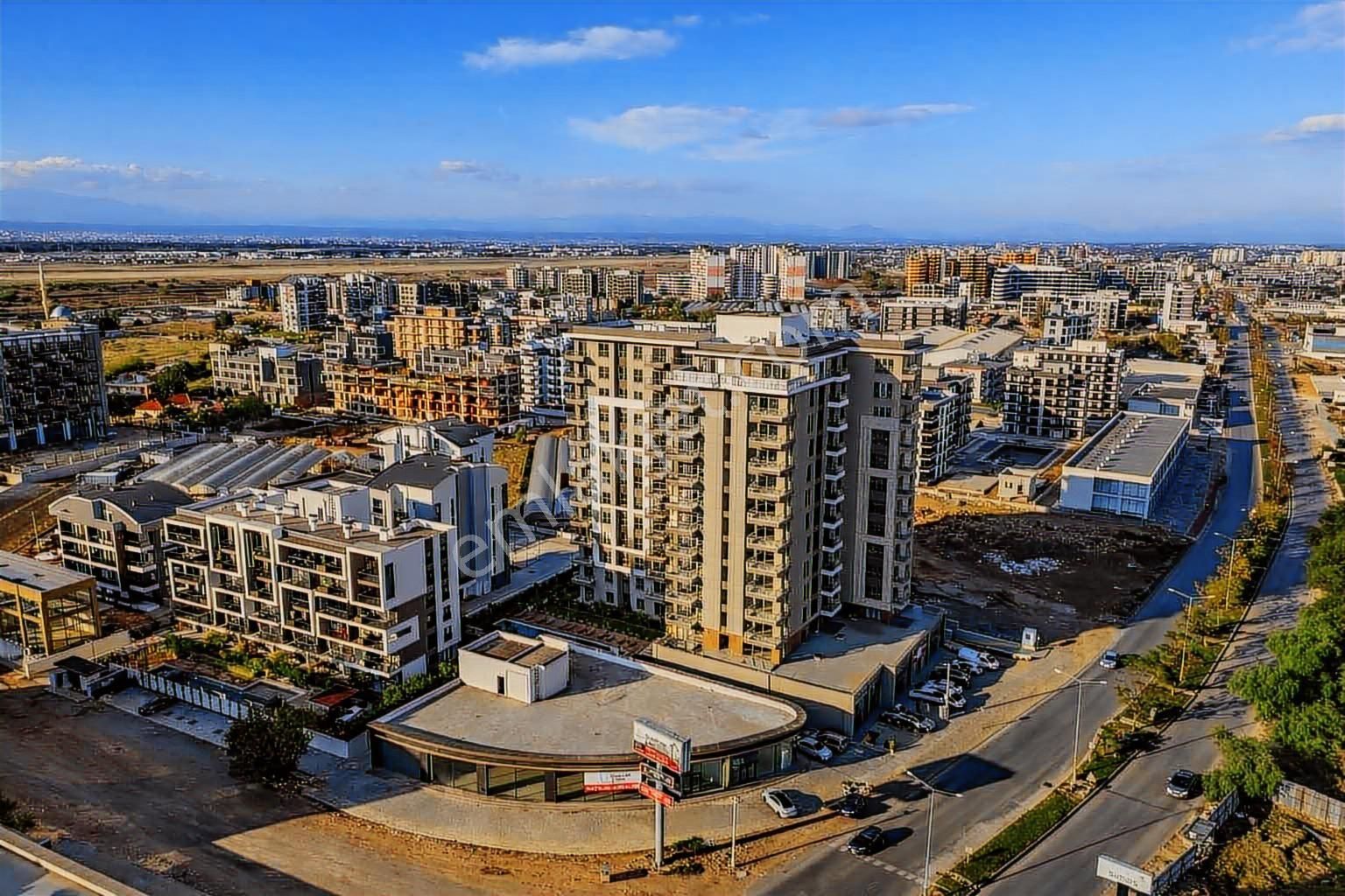 Uğur Kurtulmuş'tan Ünallarda Kiralık Arakat 1+1 Daire