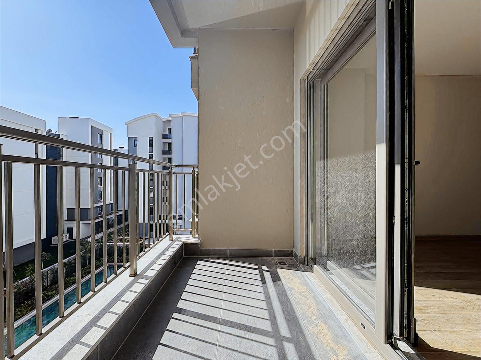 Uğur Kurtulmuş'tan Ünallarda Kiralık Arakat 1+1 Daire - Görsel 9