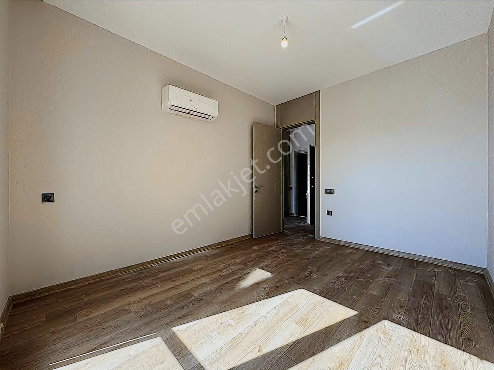 Uğur Kurtulmuş'tan Ünallarda Kiralık Arakat 1+1 Daire - Görsel 19