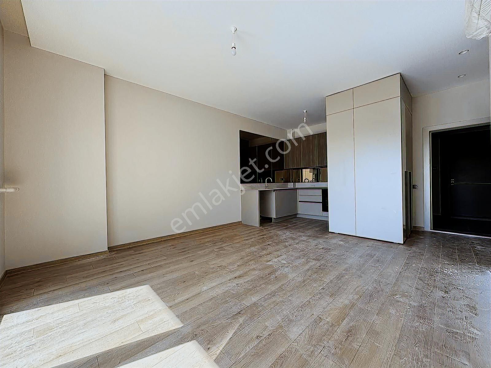 Uğur Kurtulmuş'tan Ünallarda Kiralık Arakat 1+1 Daire - Görsel 15