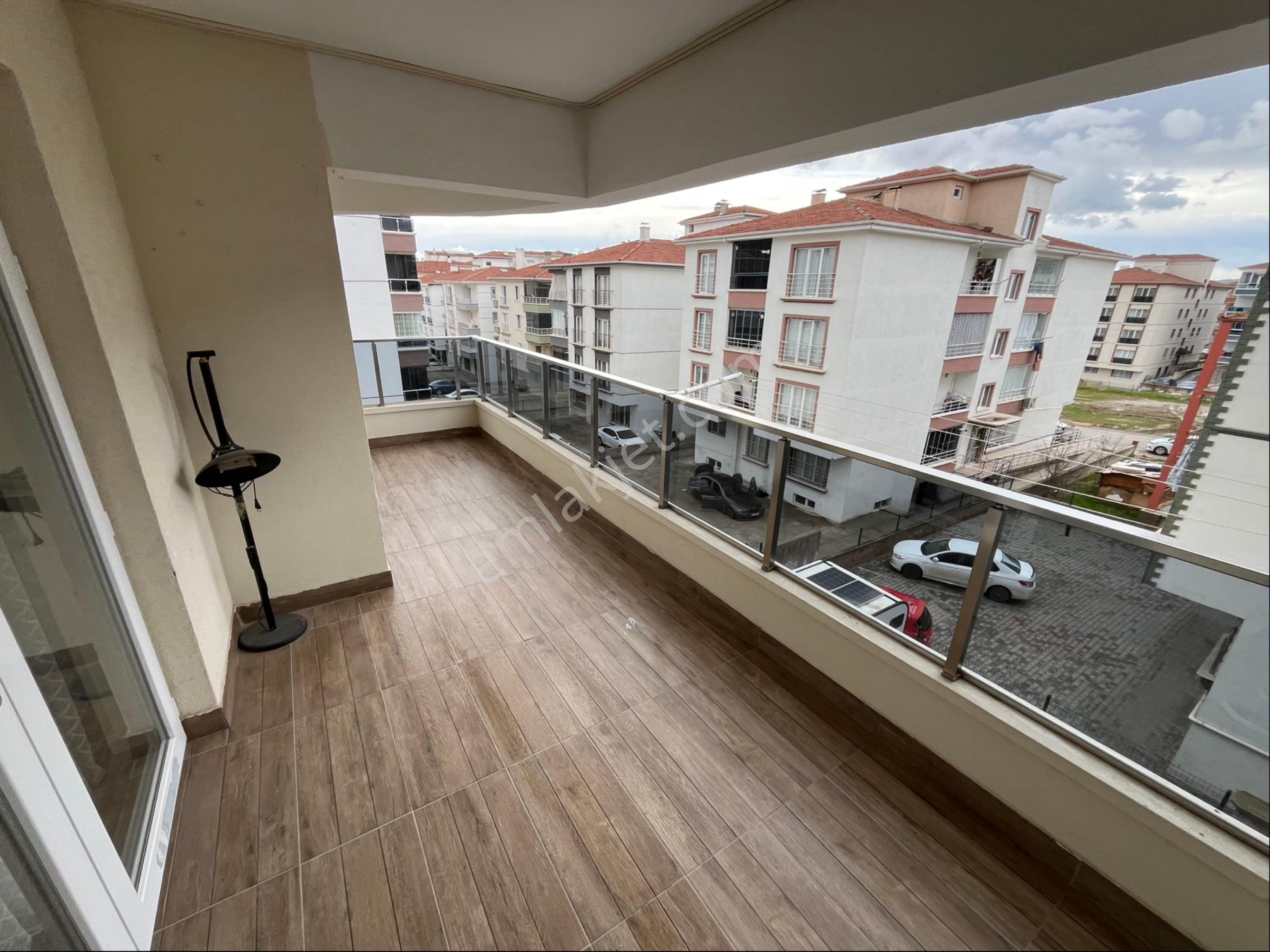 Fevzi Çakmak Mah'de 140 M2 Lüks Yapılı Köşe Başı Daire... - Görsel 27