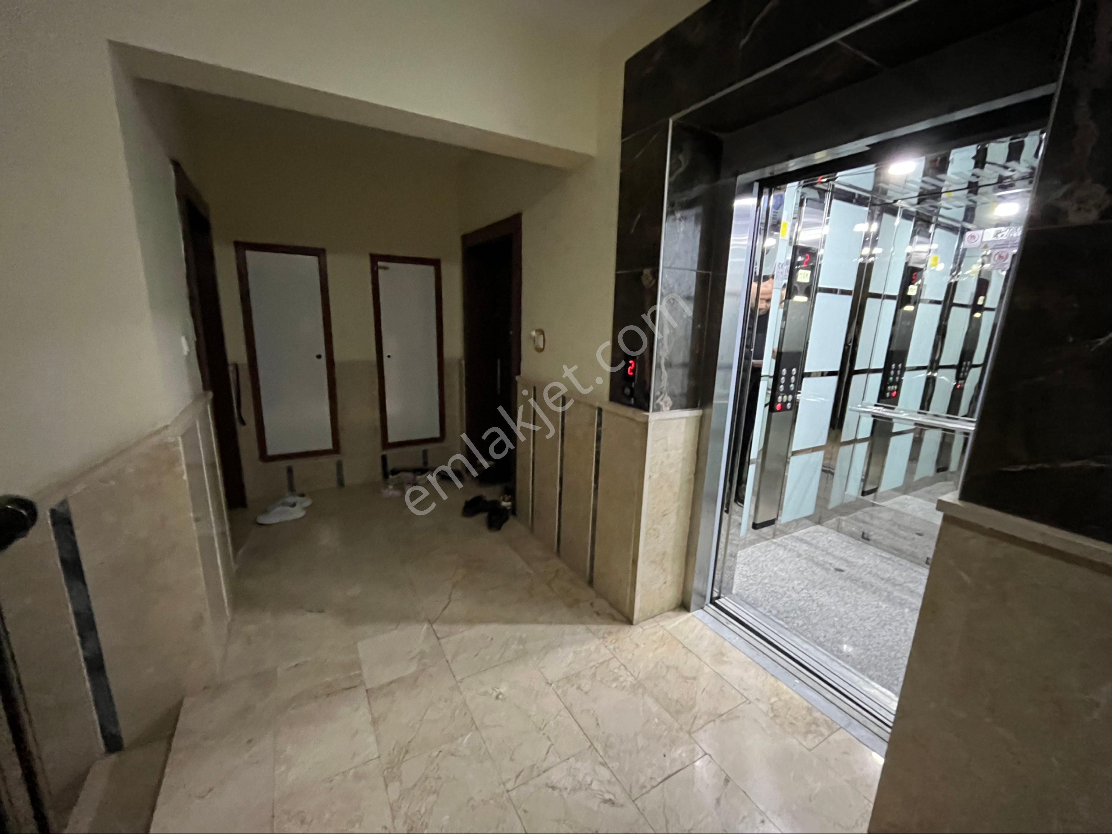 Fevzi Çakmak Mah'de 140 M2 Lüks Yapılı Köşe Başı Daire... - Görsel 34