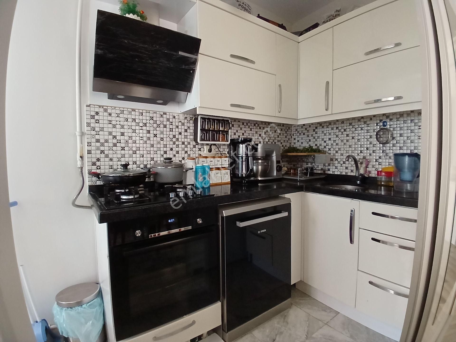 Bahçeşehir'de Satılık 2+1 Daire - Merkezi Konum - Görsel 10