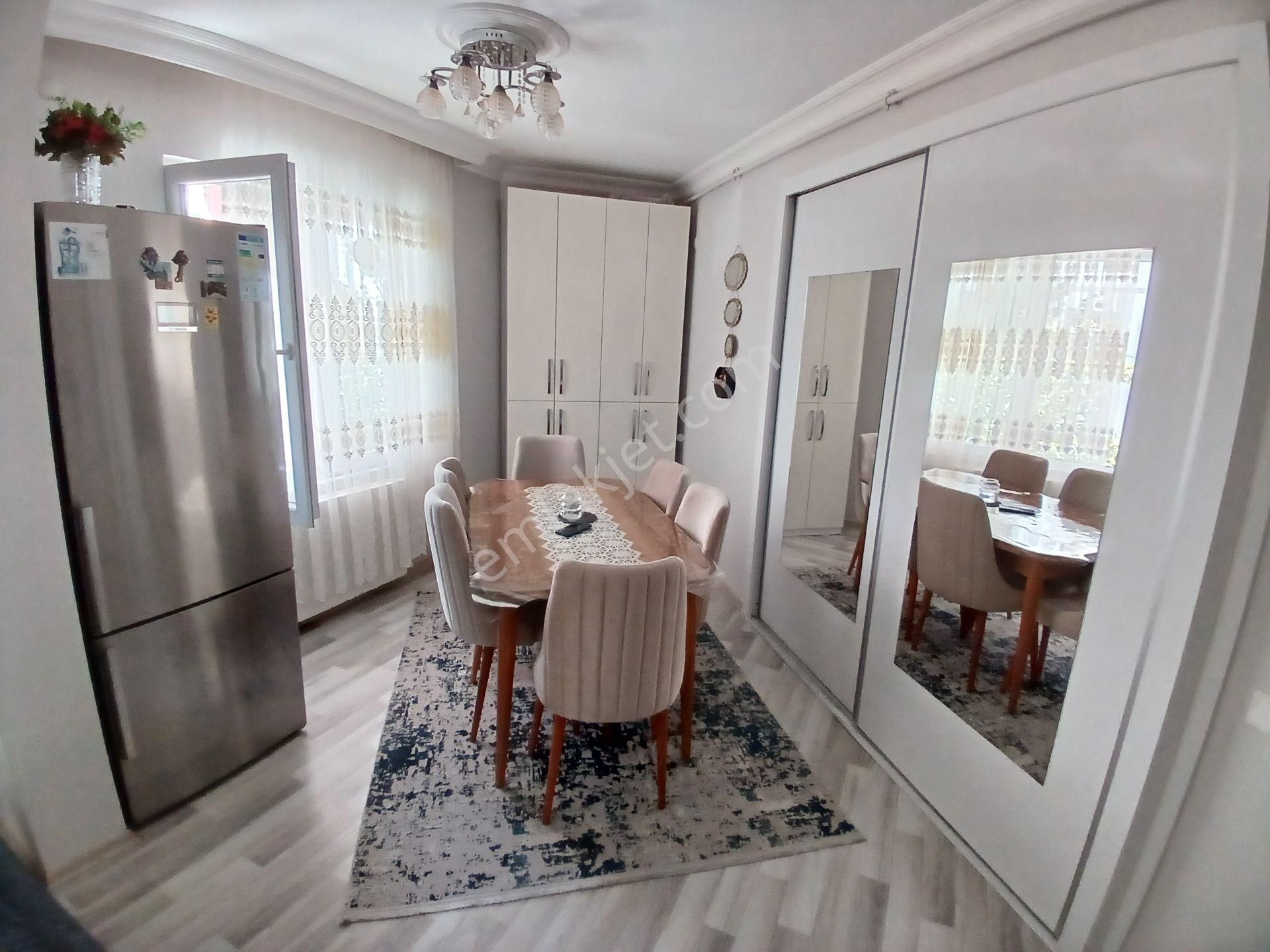 Bahçeşehir'de Satılık 2+1 Daire - Merkezi Konum - Görsel 14