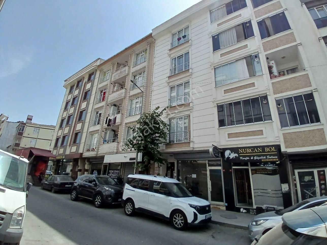 Orhangazi'de Satılık 2+1 Daire, 80m², Boş, Merkezi Konum - Görsel 2