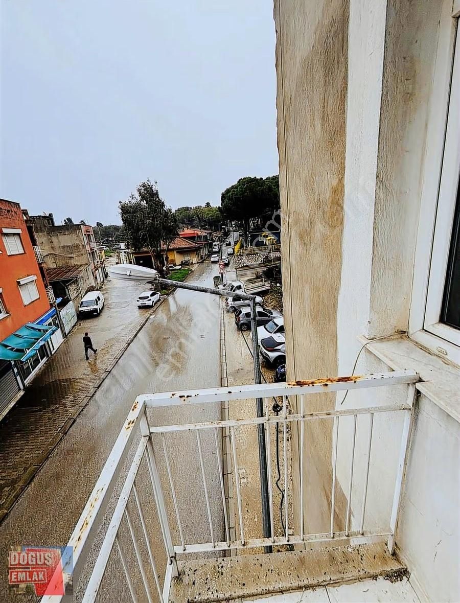 Tire Doğuş Emlaktan İnkilap Okulu Yakını Ara Kat Satılık Daire