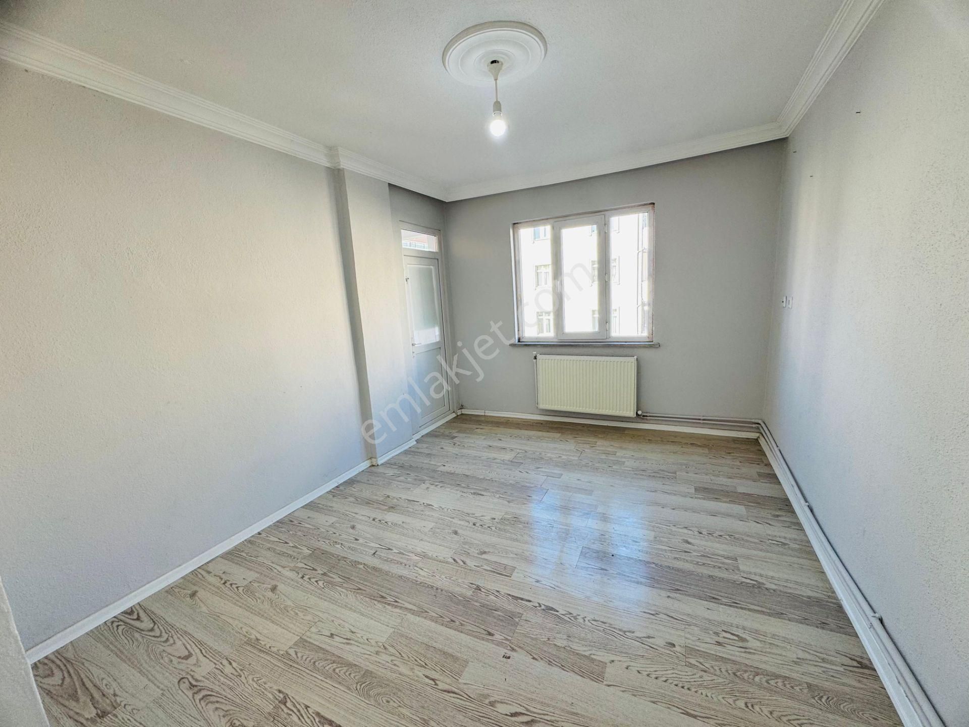Merpa'dan Gazi Mustafa Kemal Paşa Mah'de Çarşıya Yakın / Kiralık 2+1 - Görsel 13