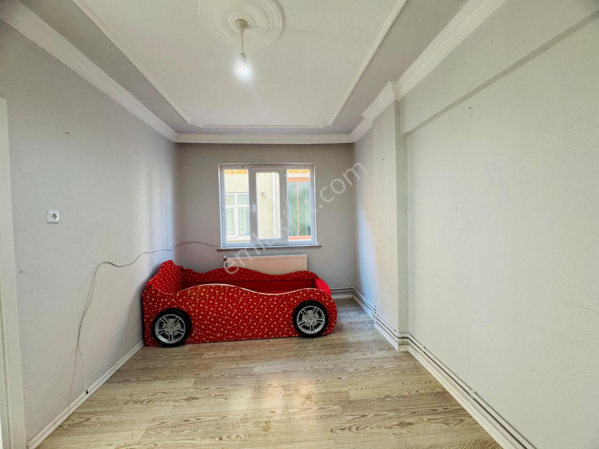 Merpa'dan Gazi Mustafa Kemal Paşa Mah'de Çarşıya Yakın / Kiralık 2+1 - Görsel 12