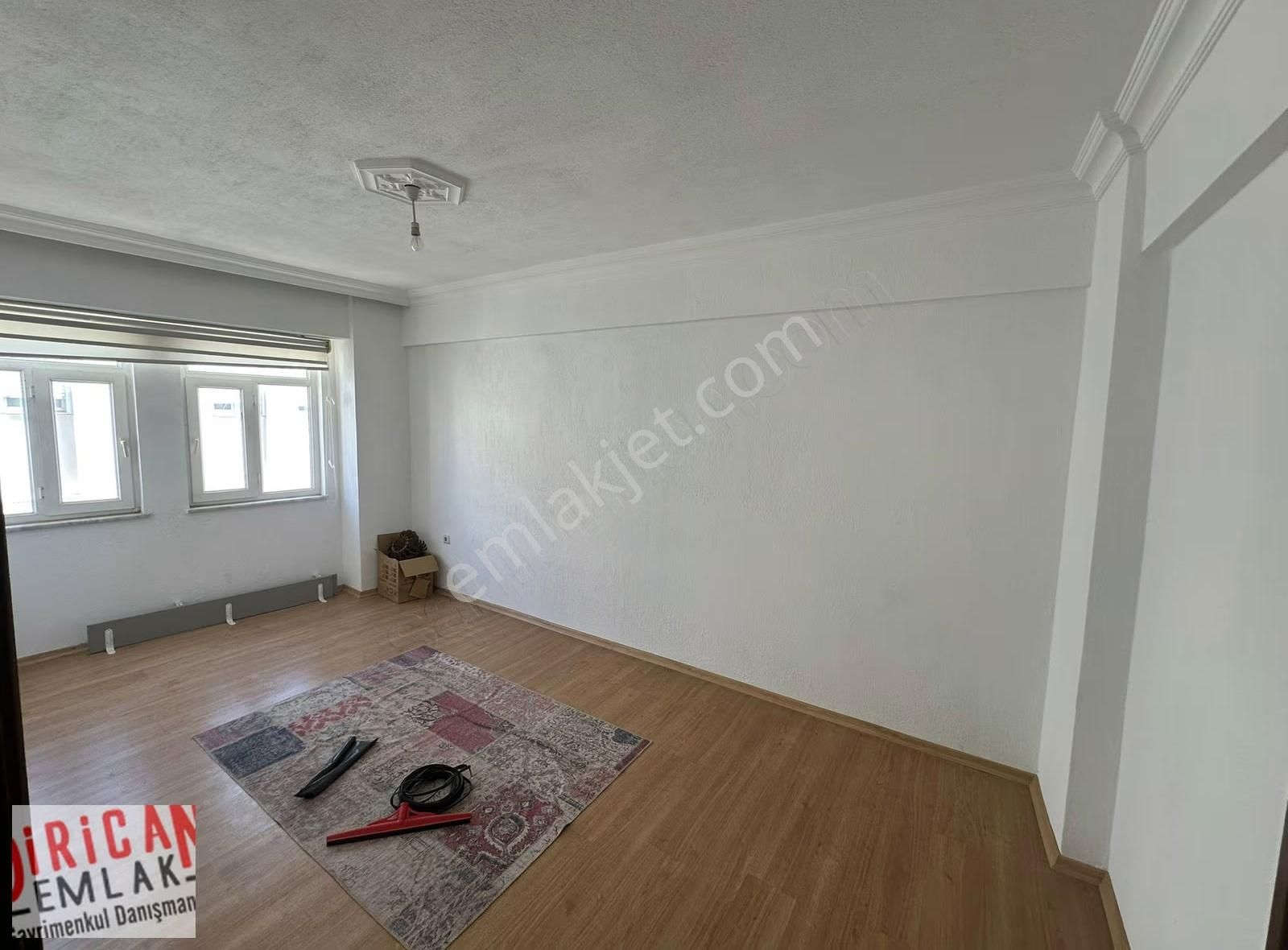 Manavgat Yukarı Pazarcı Mah. 1+1 Kiralık ___açıklamayı Okuyunuz