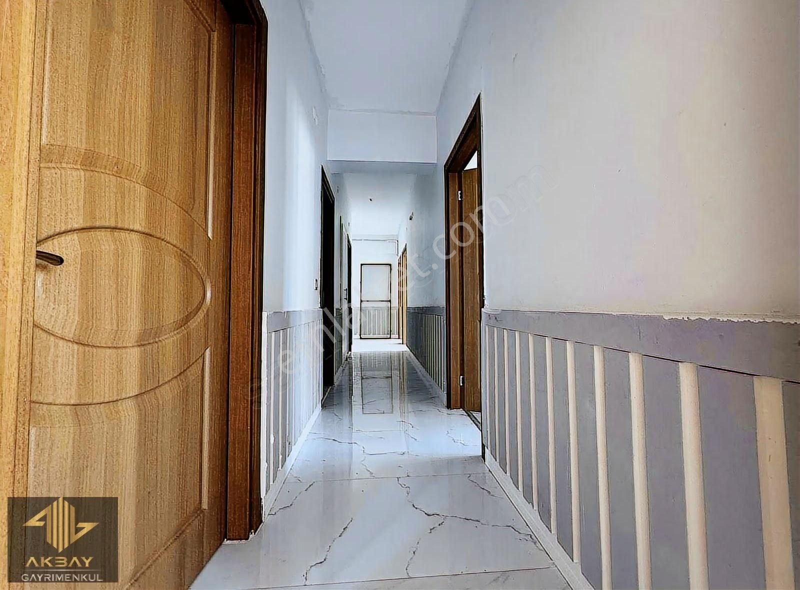 Altıntaş'ta Doğalgazlı Kapalı Otoparklı Havuzlu Sitede Geniş 3+1 - Görsel 21