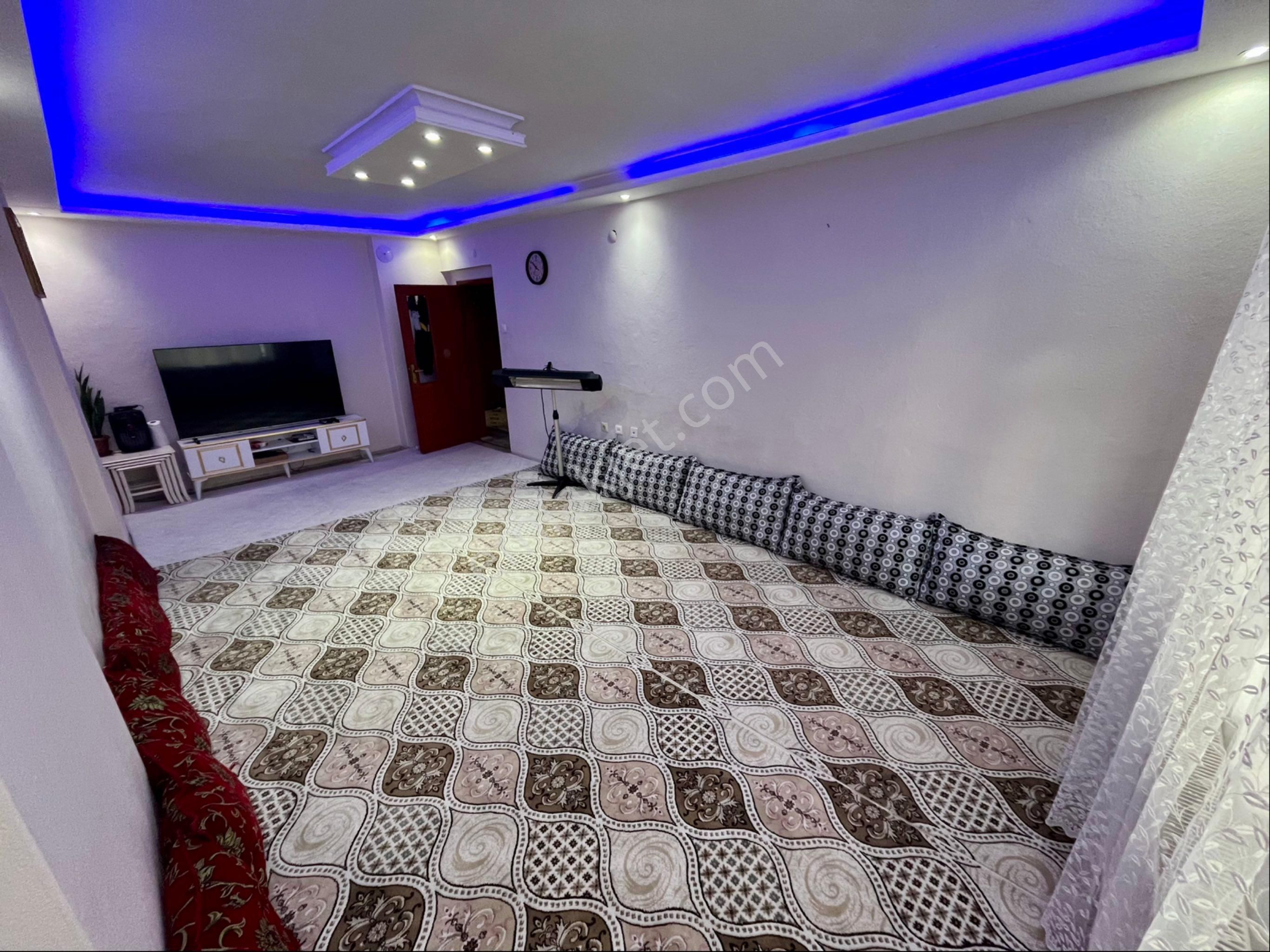 Yenikent Cumhuriyet Bulvarı Üzeri Ara Kat Bağımsız Fırsat Daire. - Görsel 3