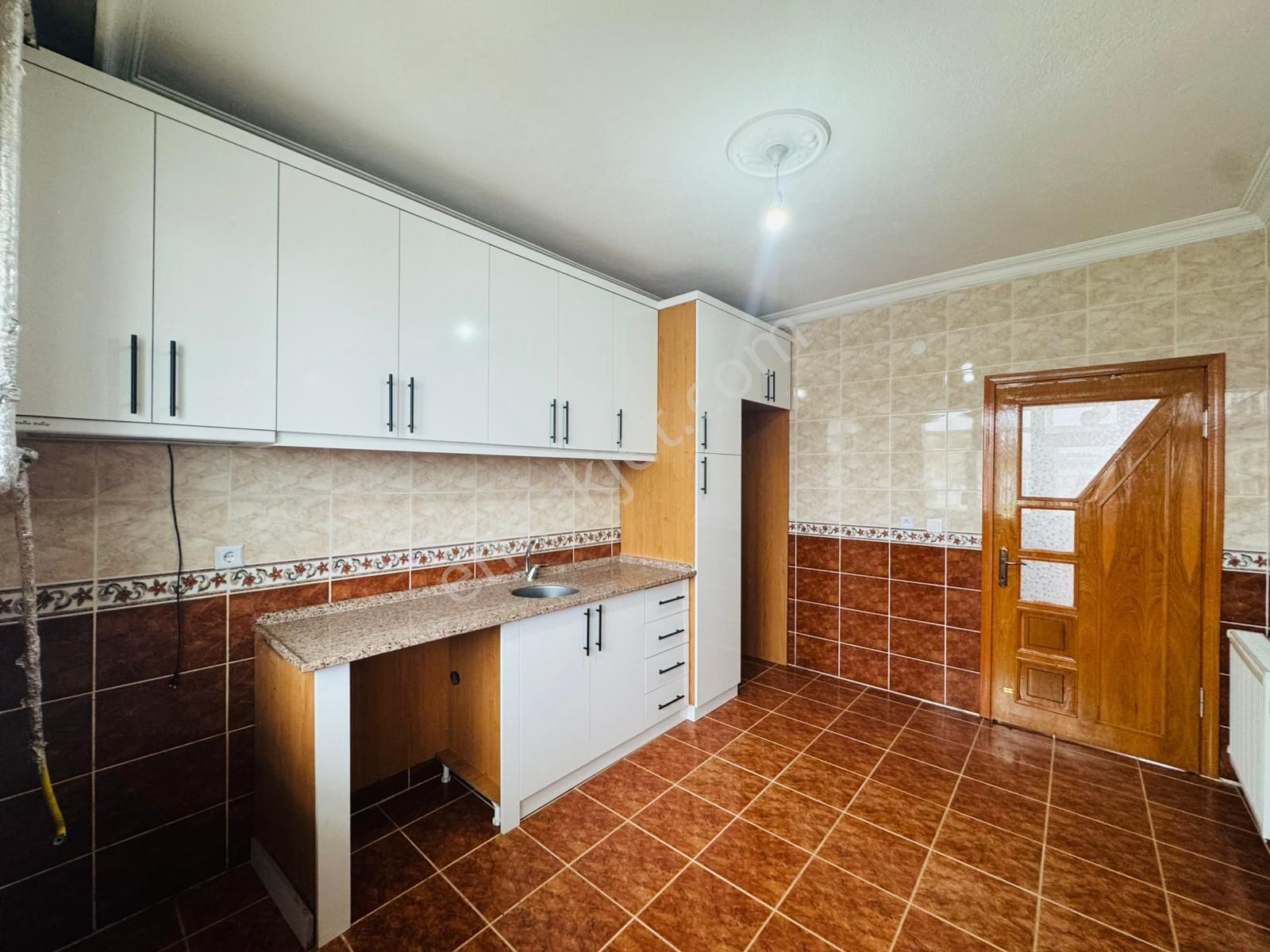 Çerkezköy/ Çarşı Merkezinde/ Kiralık 140m2/ 3+1 Oturuma Hazır Daire