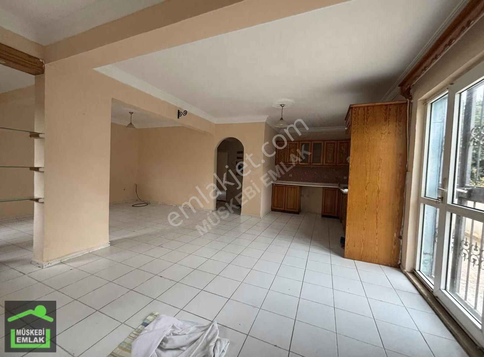 Bodrum Yokuşbaşında Kiralık 2+1 70m2 Giriş Katı Daire - Görsel 14