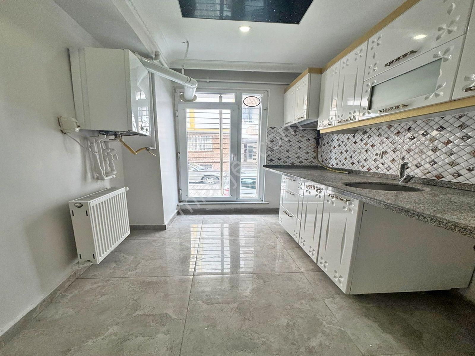 Nes Yapıdan Lüx Dekorlu Geniş Ailelere Uygun Satılık Daire!! - Görsel 9