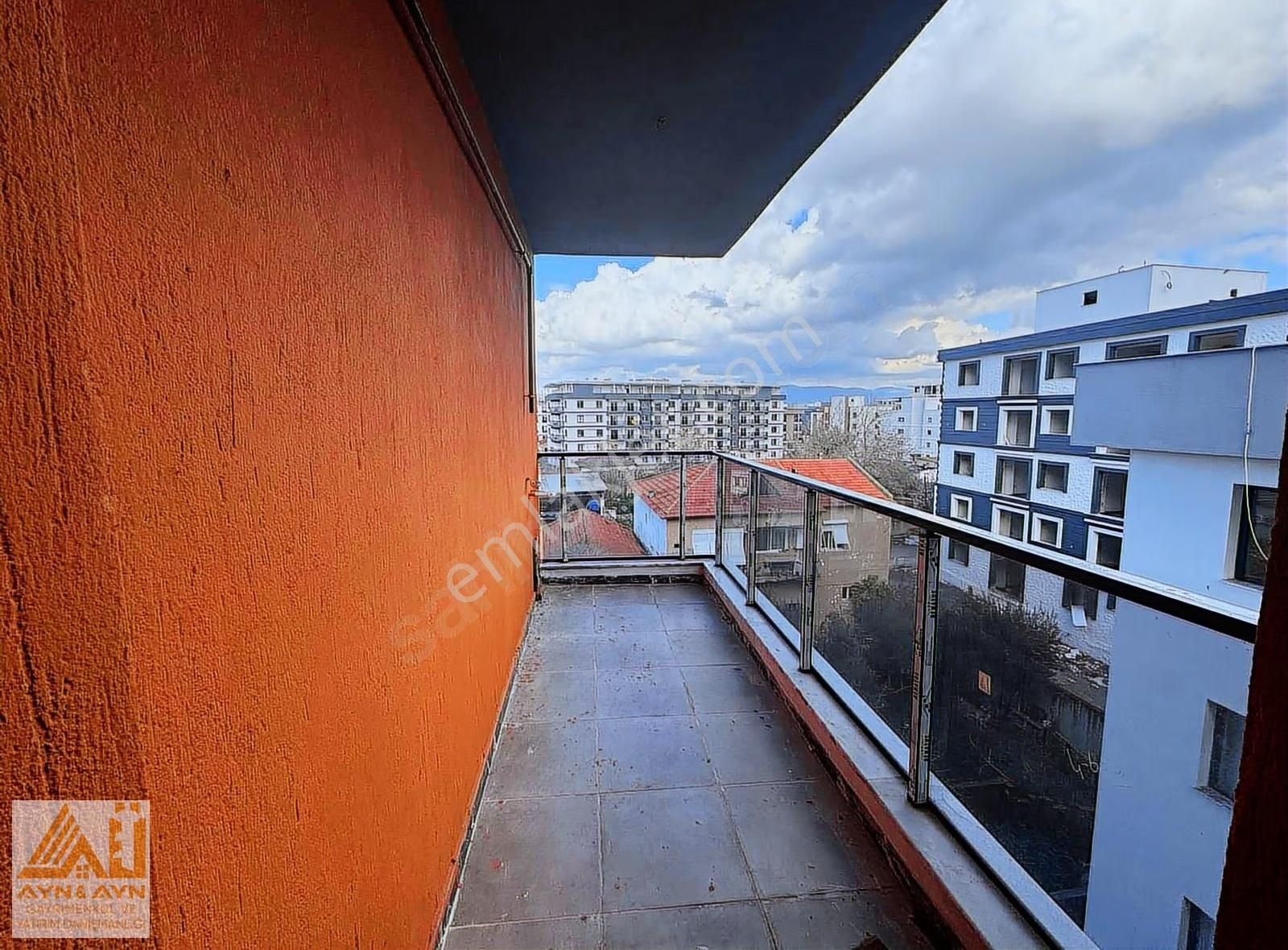 Bakırçay Üniversitesine Yakın Kiralık 1+1 Daire - Görsel 6