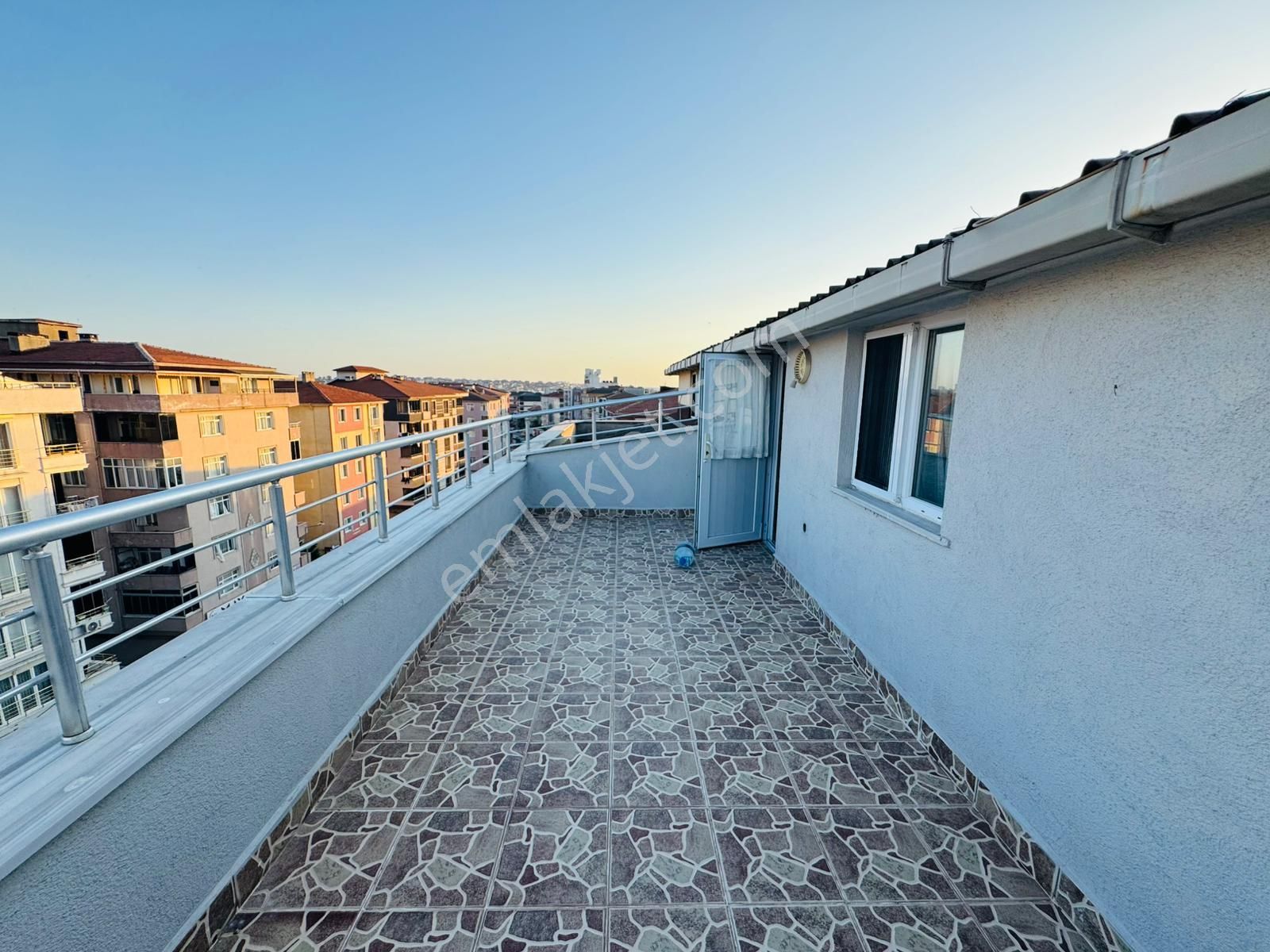 Merpa İnşaat'tan Fevzi Paşa Mah Güveniş Caddesinde Ön Cephe 4+1 Dublex - Görsel 30