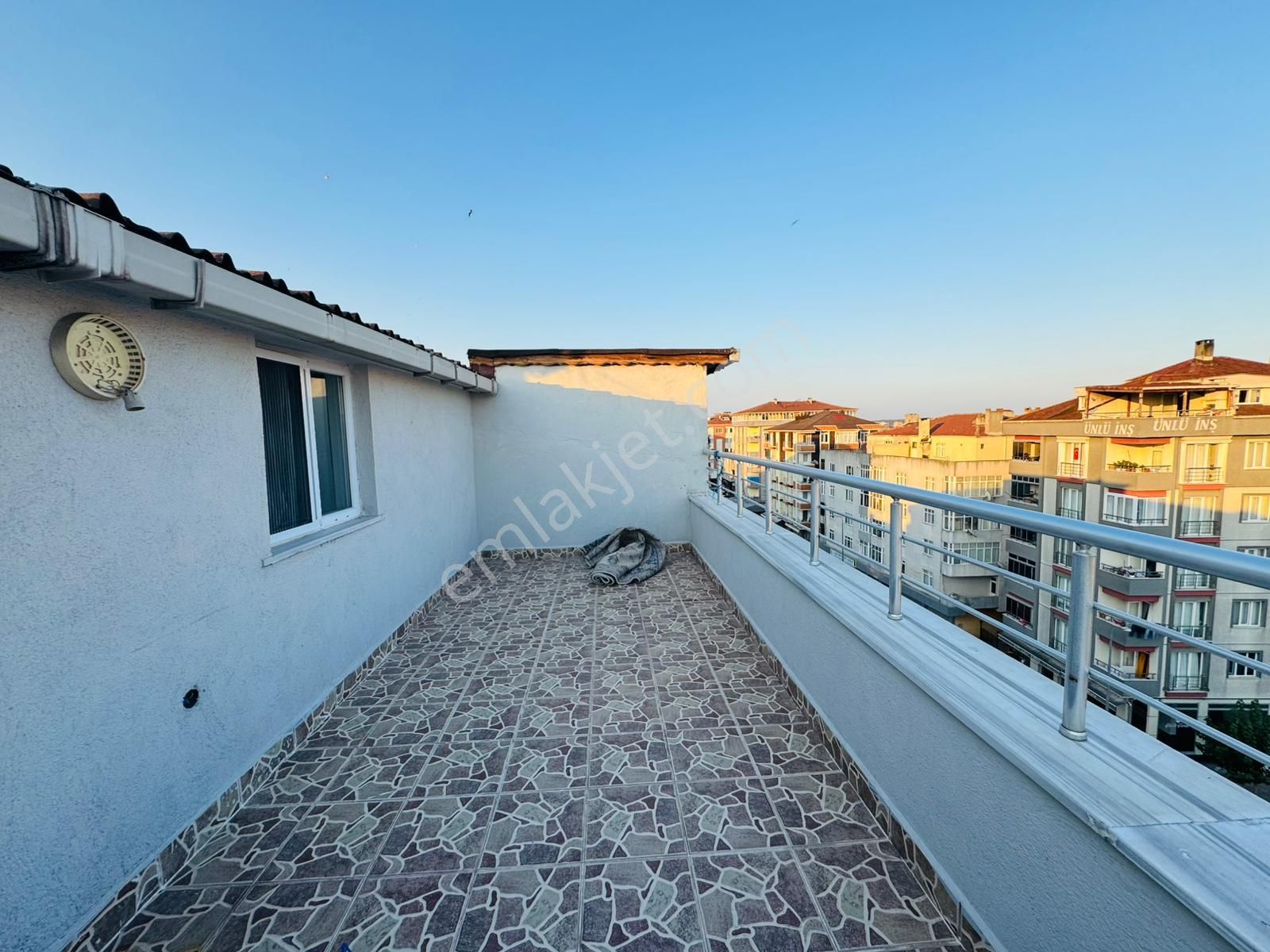 Merpa İnşaat'tan Fevzi Paşa Mah Güveniş Caddesinde Ön Cephe 4+1 Dublex - Görsel 33