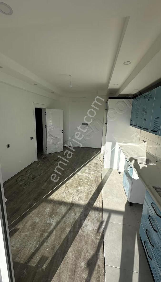 Havuzlu Lüx Sitede Fırsat 2+1 Daire - Görsel 12