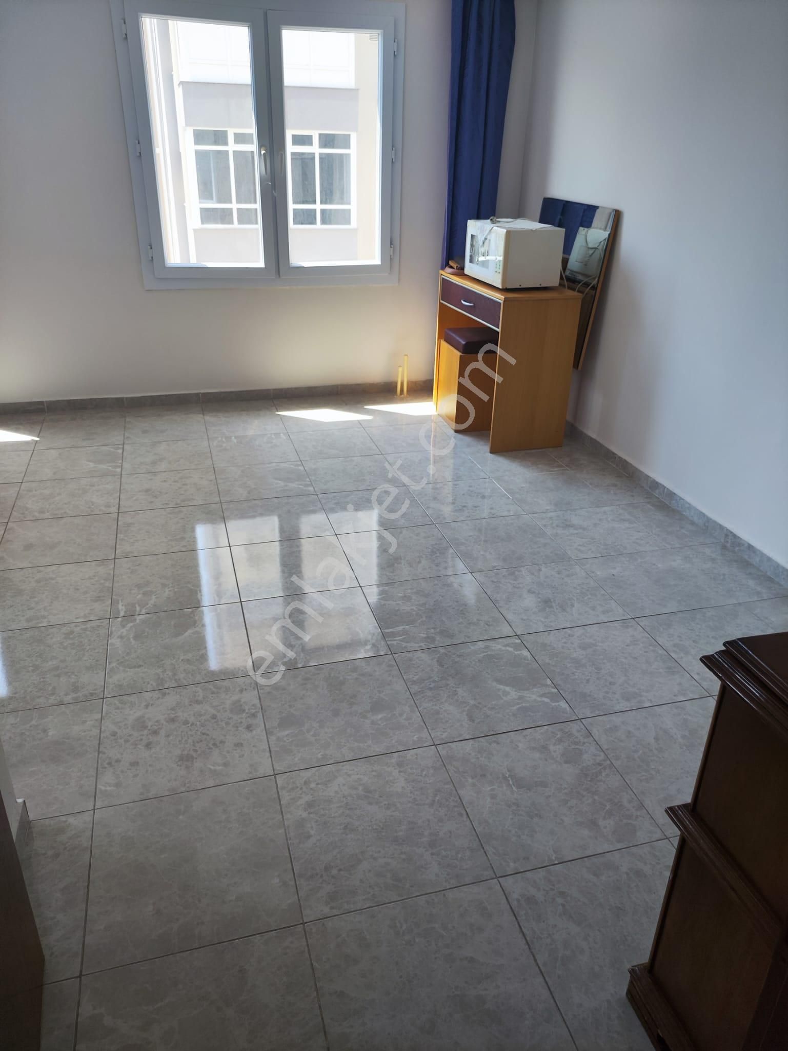 3+1 Göl Manzaralı Güzelyalı 220m2 Herkat Tek Daire 4cephe G.enerji Dgaz 2banyo 4balkon 5-10yaş - Görsel 15