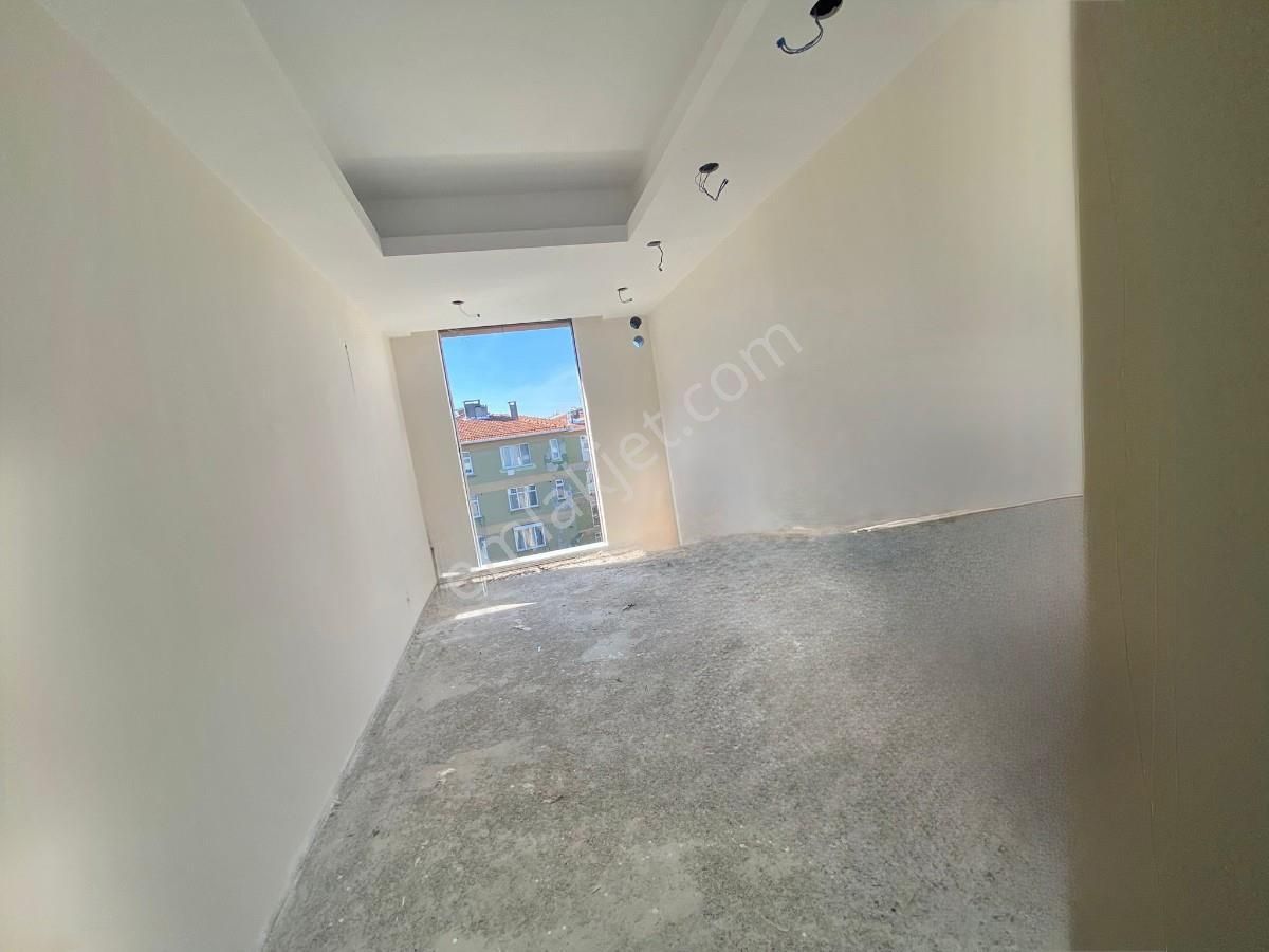 Satılık Sıfır 255m2 Dubleks Ve Arakat Daireler Bakırköy İncirli:de - Görsel 11