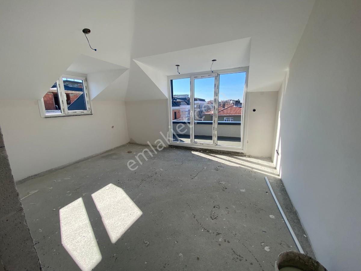 Satılık Sıfır 255m2 Dubleks Ve Arakat Daireler Bakırköy İncirli:de - Görsel 10