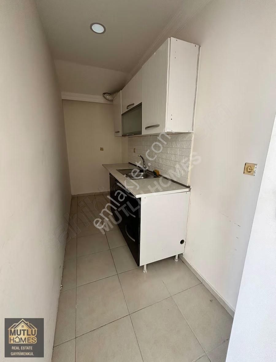 Alanya Konaklı Çarşı Merkezde 1+1 Kiralık Daire & İşyeri - Görsel 23