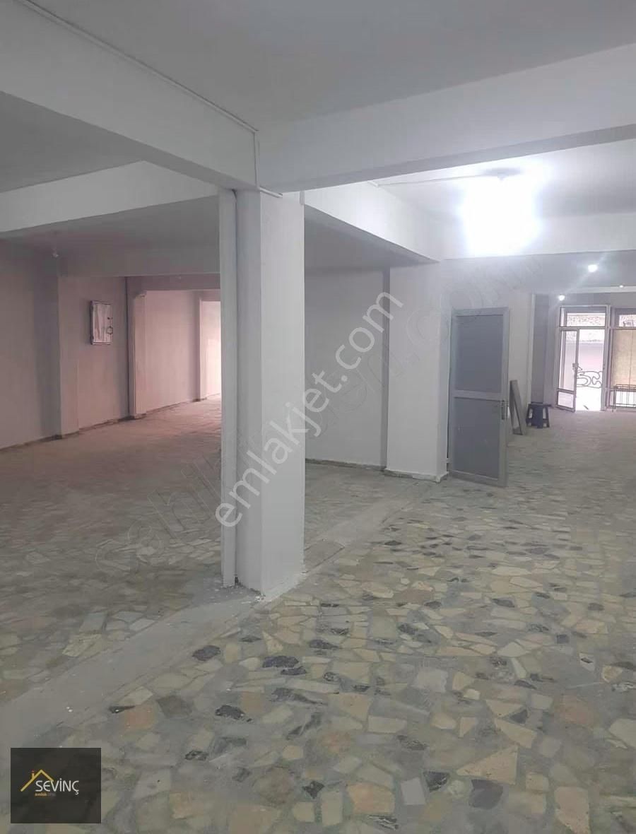 Sevinç Emlak Tan Küçükköy Meydanda Satilik Dükkan - Görsel 4