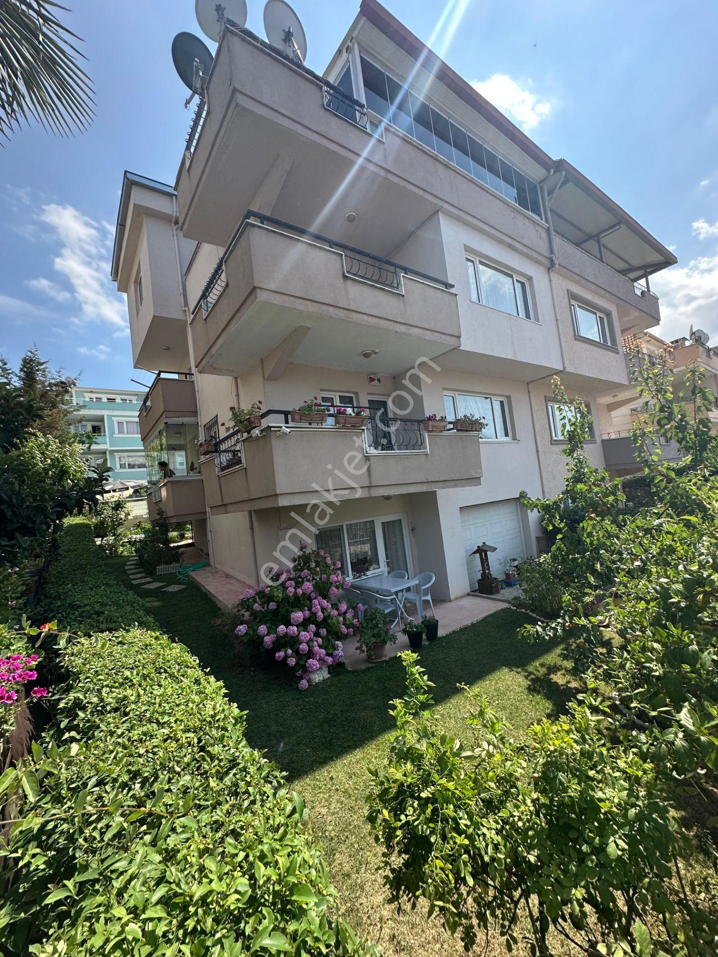 Beşevler Kültür'de Havuzlu Site İçi | Bahçeli 5+2 Satılık Villa - Görsel 3