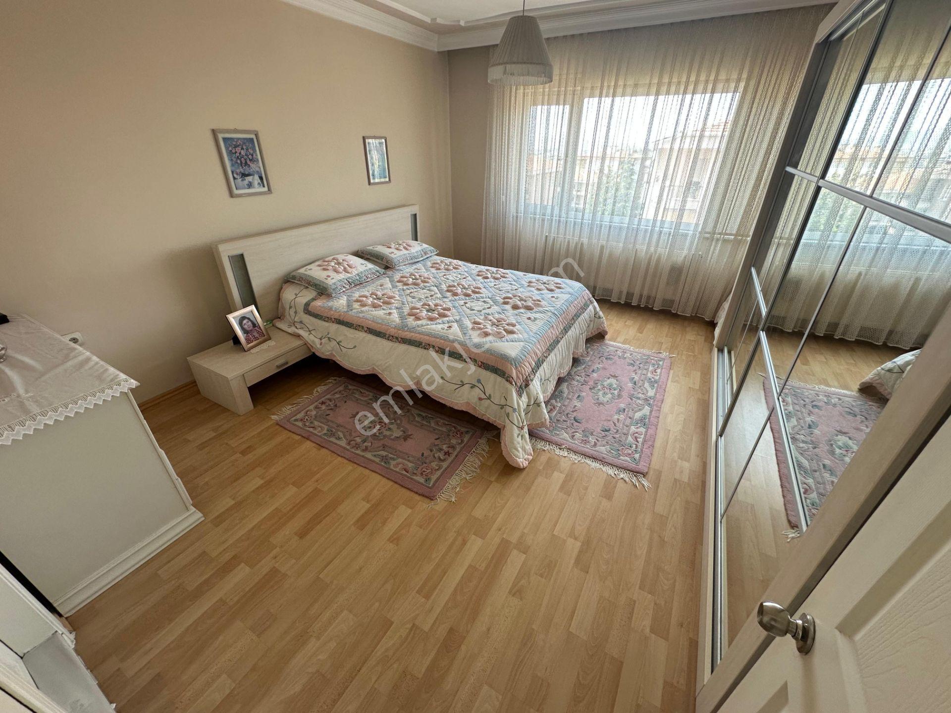 Beşevler Kültür'de Havuzlu Site İçi | Bahçeli 5+2 Satılık Villa - Görsel 18