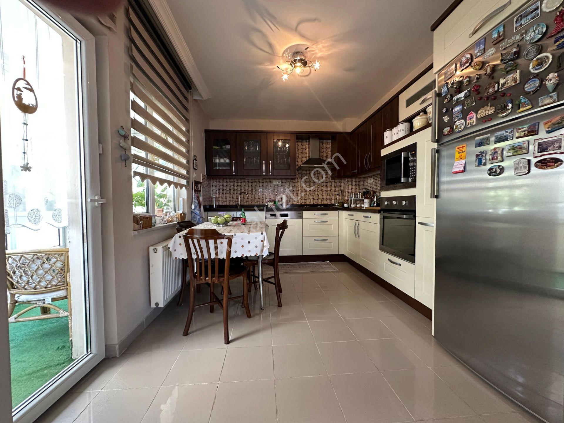 Beşevler Kültür'de Havuzlu Site İçi | Bahçeli 5+2 Satılık Villa - Görsel 13