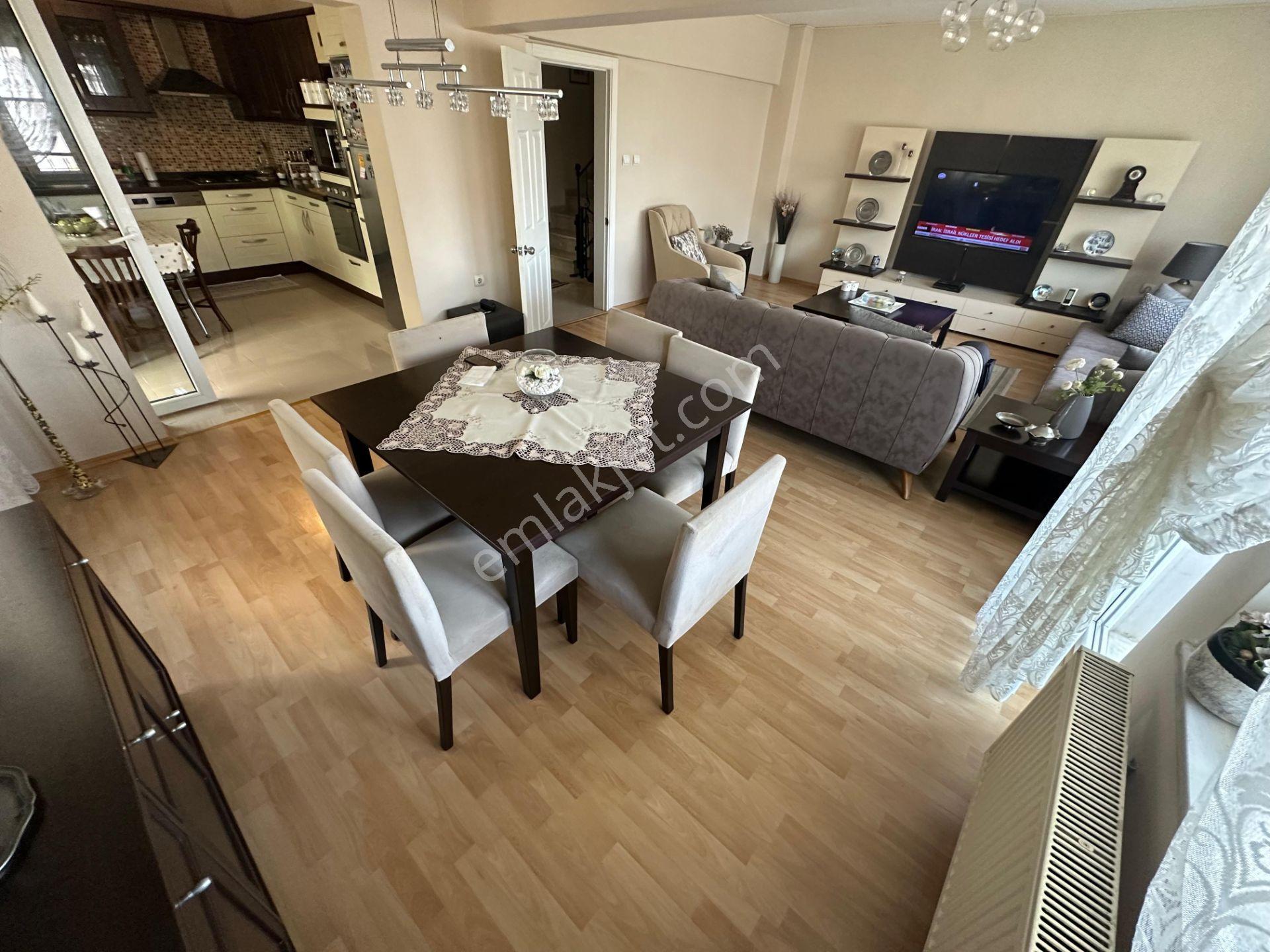 Beşevler Kültür'de Havuzlu Site İçi | Bahçeli 5+2 Satılık Villa - Görsel 11