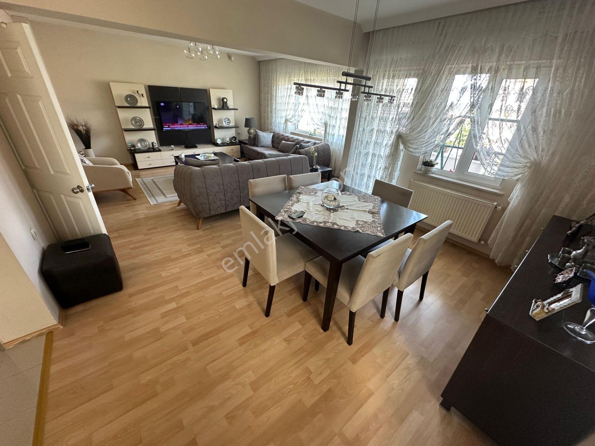 Beşevler Kültür'de Havuzlu Site İçi | Bahçeli 5+2 Satılık Villa - Görsel 10