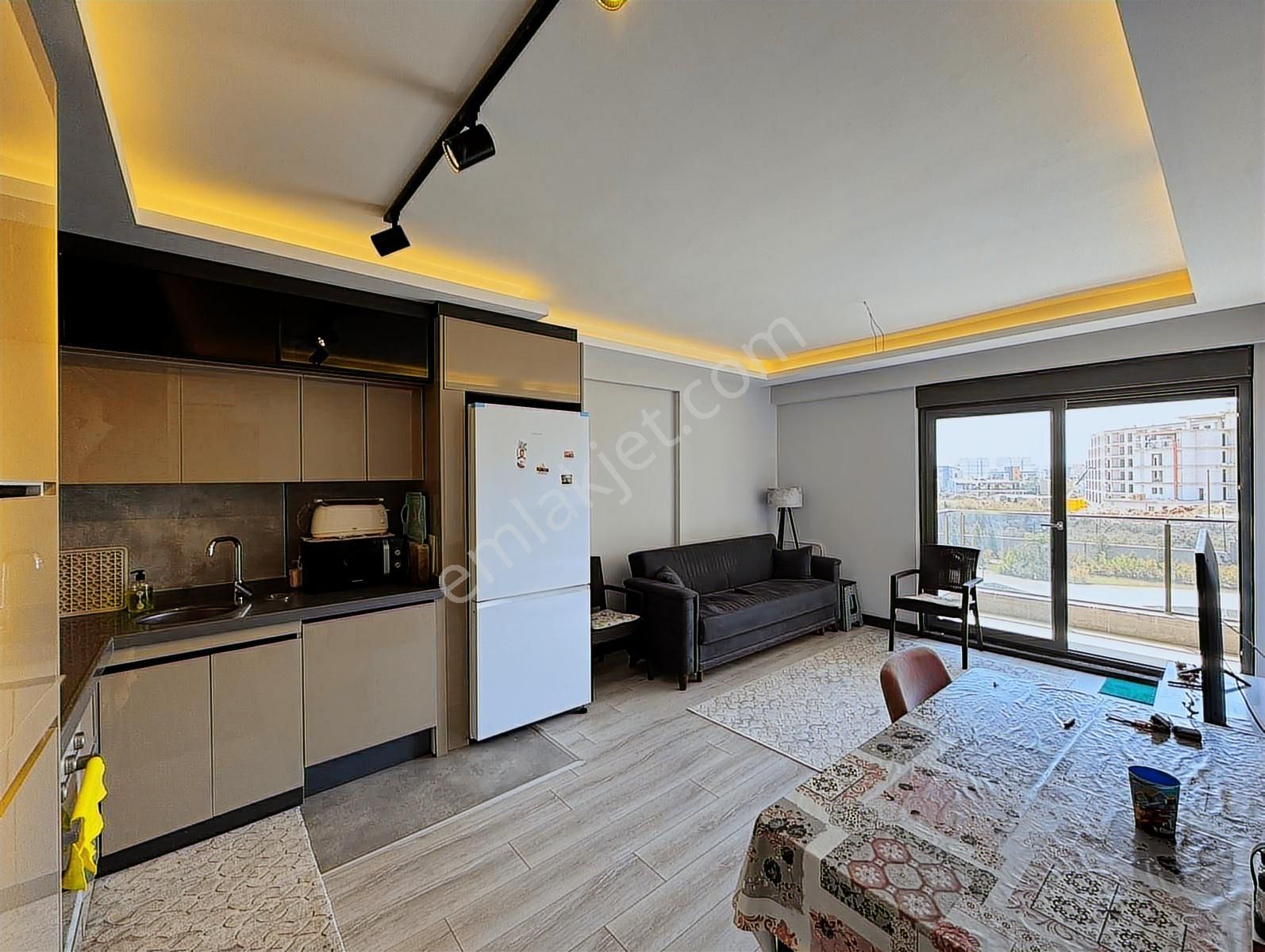 Uğur Kurtulmuş'tan İskanlı,eşyalı, Arakat 2+1 Daire - Görsel 11