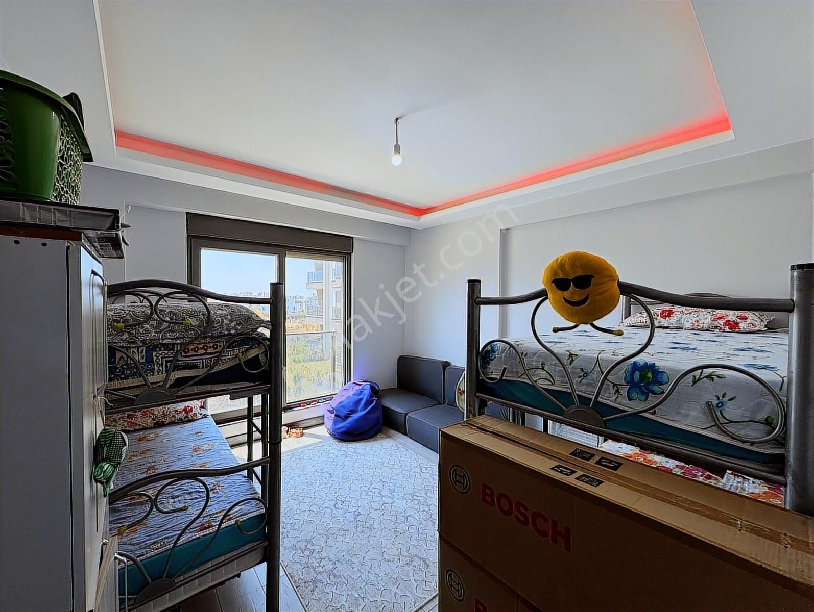 Uğur Kurtulmuş'tan İskanlı,eşyalı, Arakat 2+1 Daire - Görsel 9