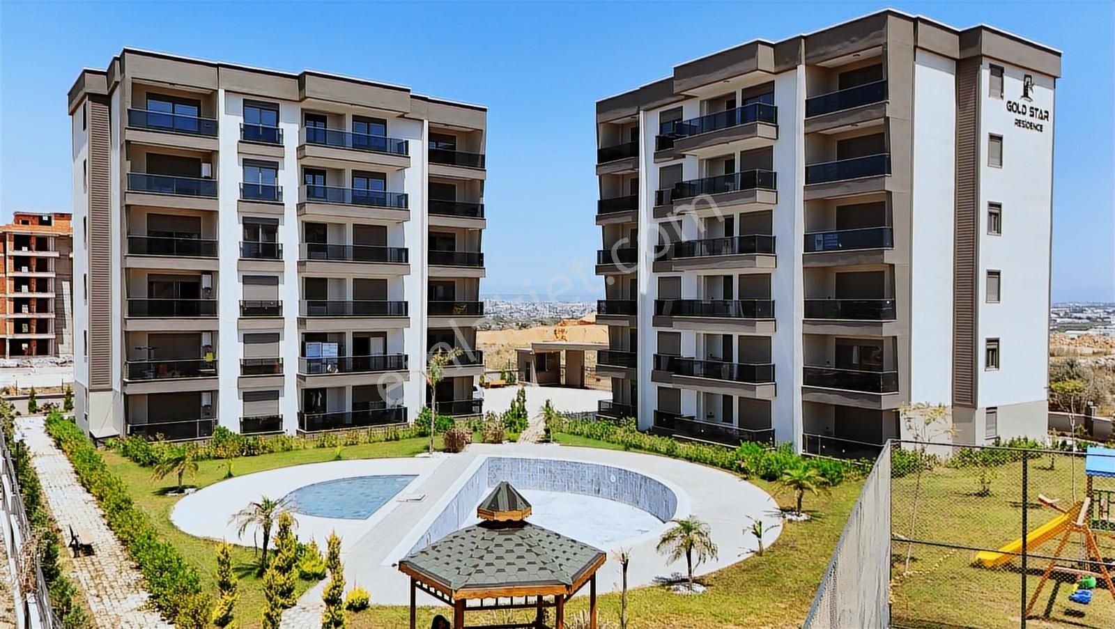 Uğur Kurtulmuş'tan İskanlı,eşyalı, Arakat 2+1 Daire