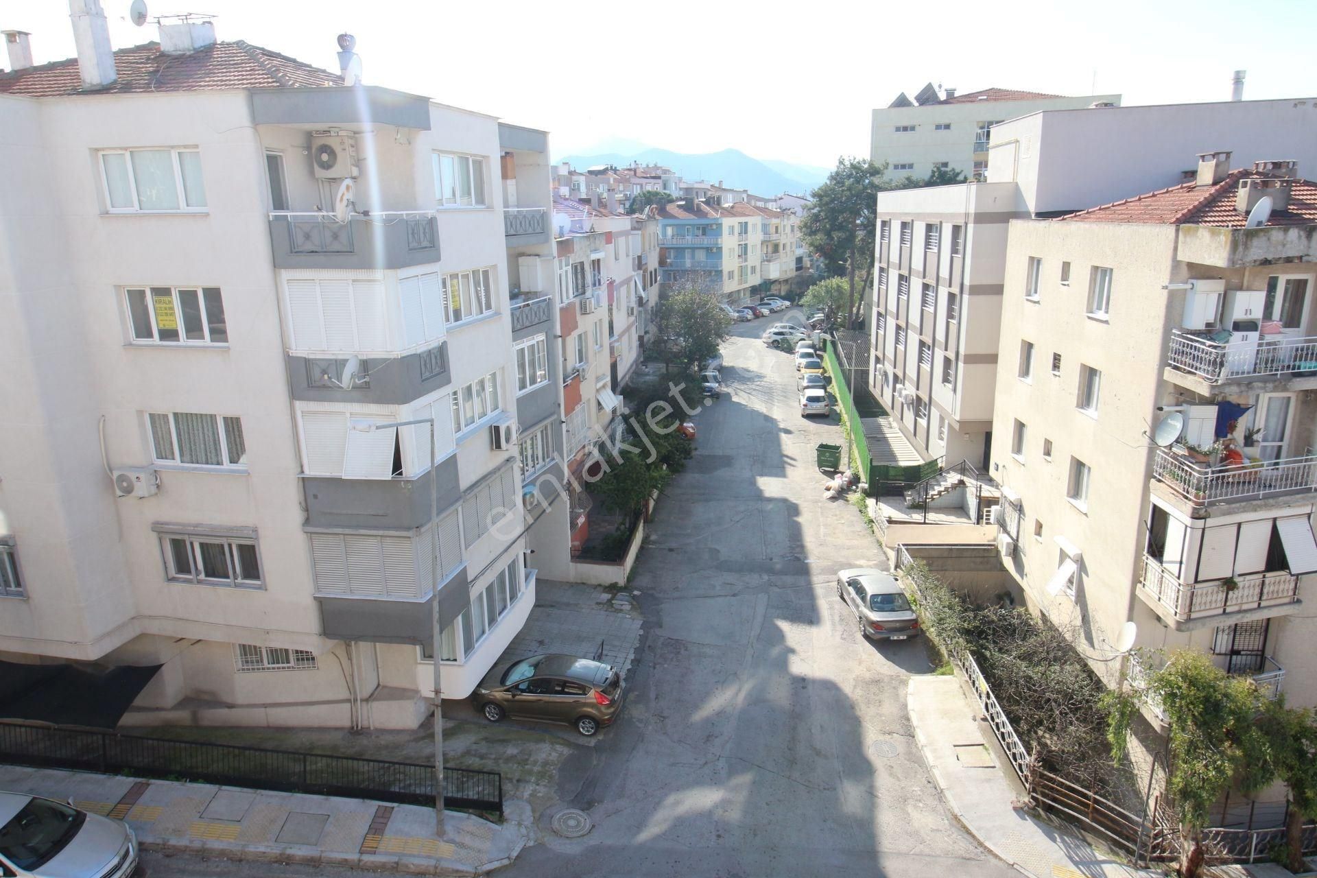 Basınsitesi'nde Deniz Manzaralı Bakımlı Doğal Gazlı 3+1 - Görsel 18
