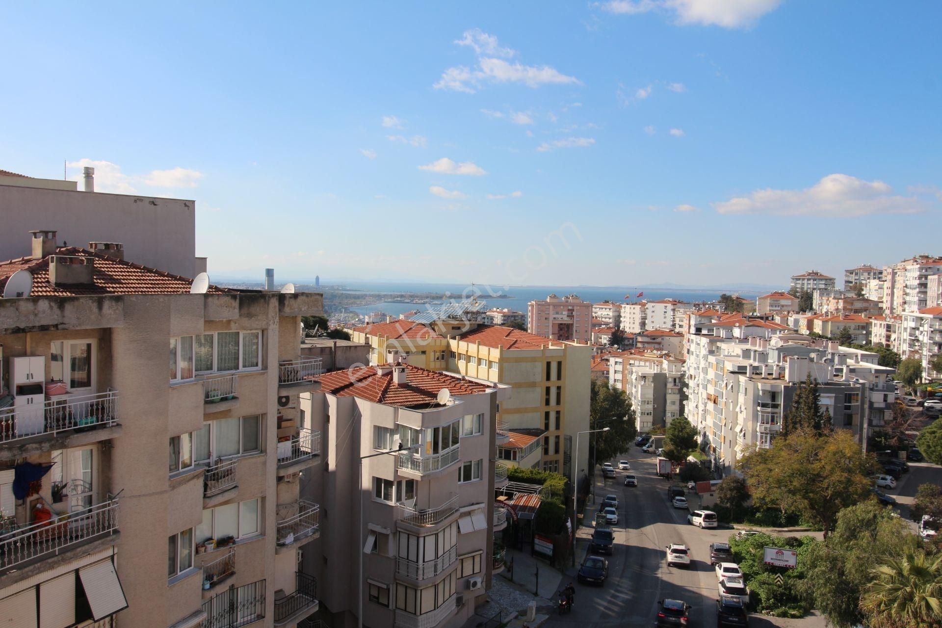 Basınsitesi'nde Deniz Manzaralı Bakımlı Doğal Gazlı 3+1 - Görsel 16