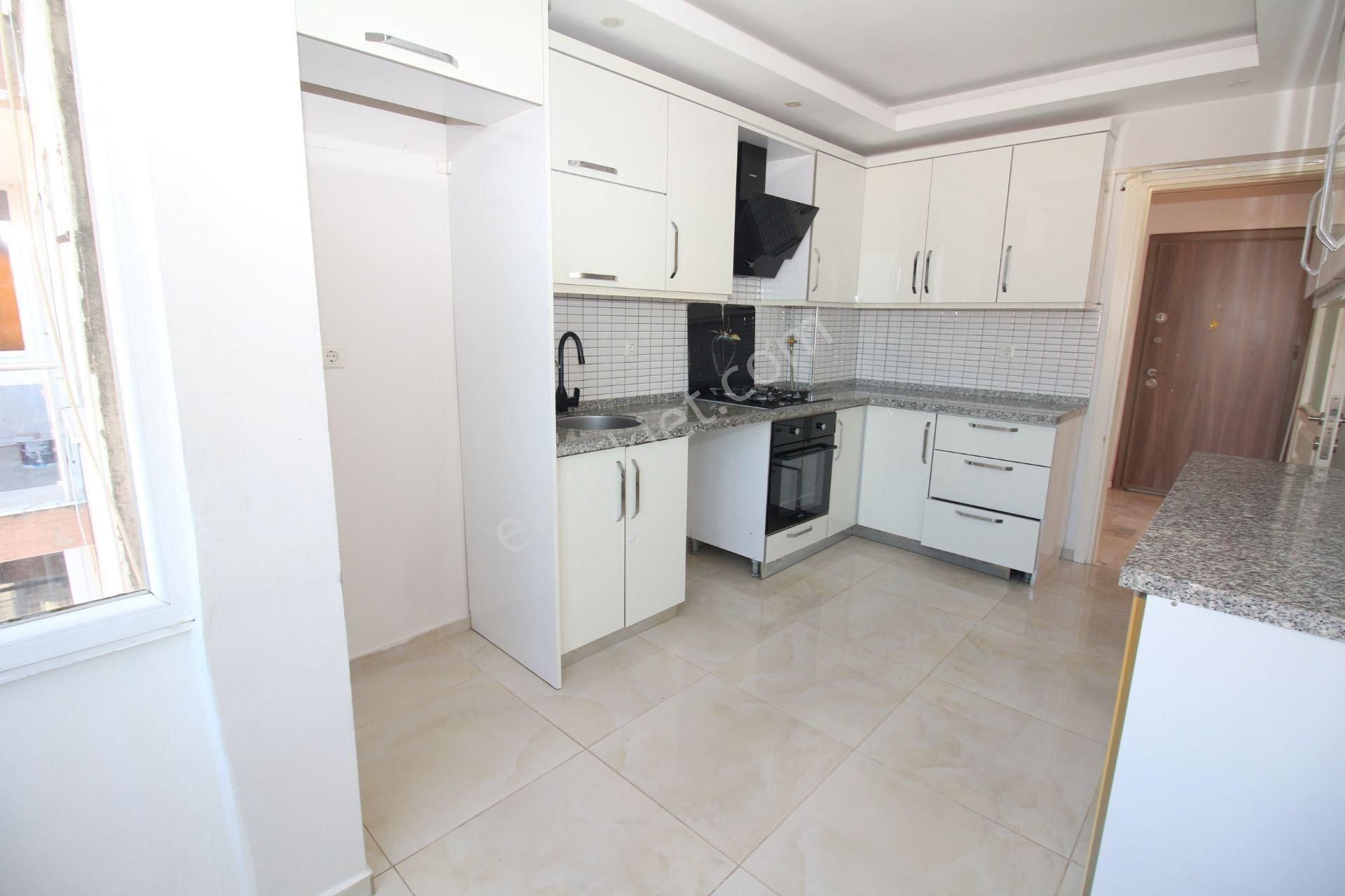 Basınsitesi'nde Deniz Manzaralı Bakımlı Doğal Gazlı 3+1 - Görsel 23